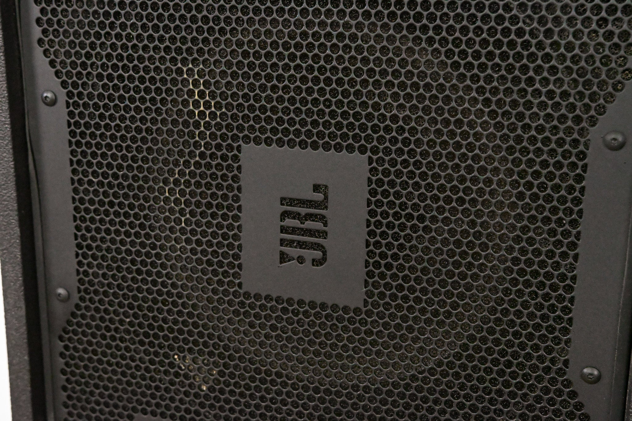 JBL VT4888DP Powered 3-Way Line Array Speaker (PAIR)