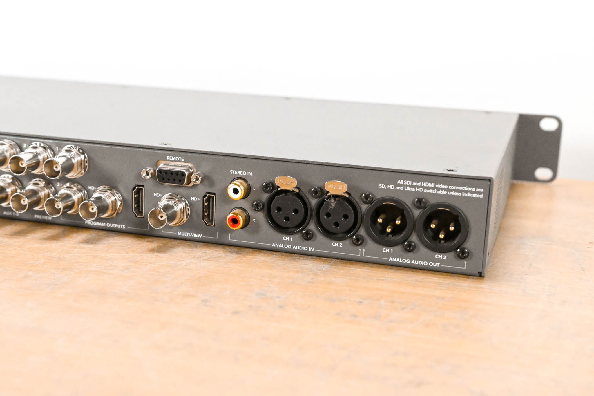 Blackmagic Design ATEM 1 M/E Production Studio 4K