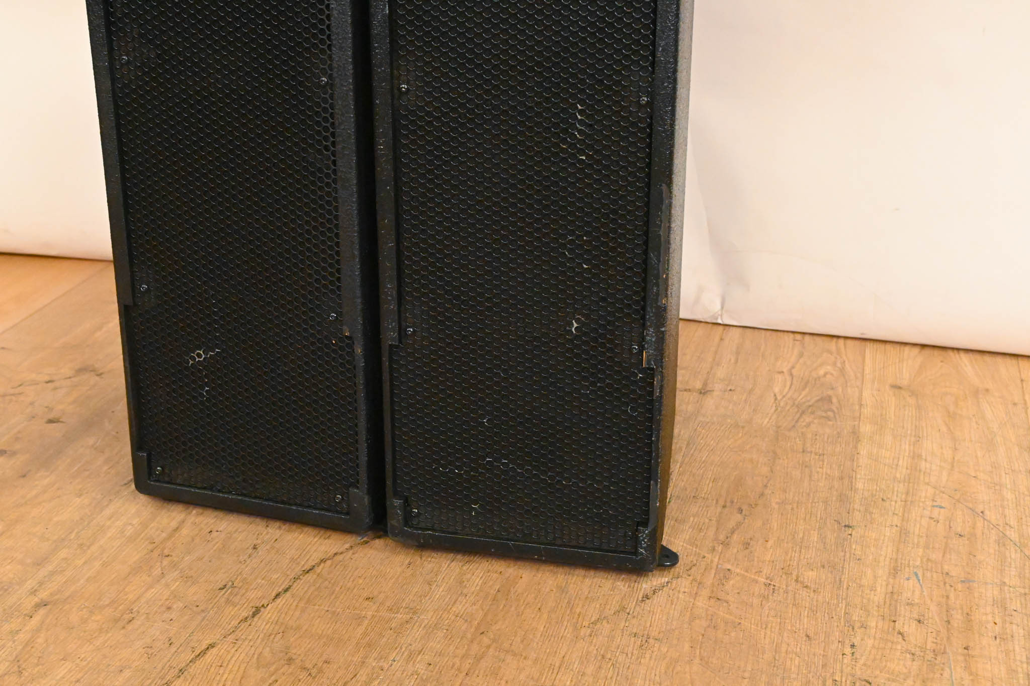 SLS LS8800 Full-Range Line Array Module (PAIR)