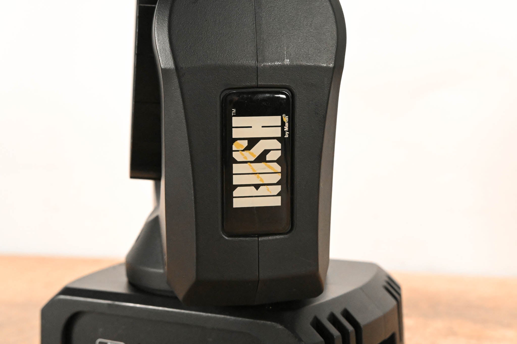 Martin Lighting RUSH MH 2 Wash LED Wash Moving Head Fixture