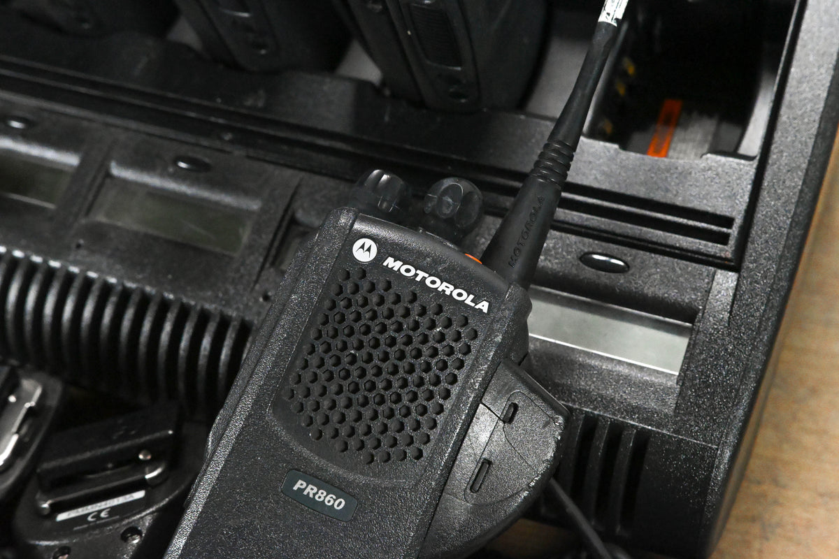 Motorola PR860 UHF (450-512MHz) 6-Radio Bundle w/ Impres Charger & Mics