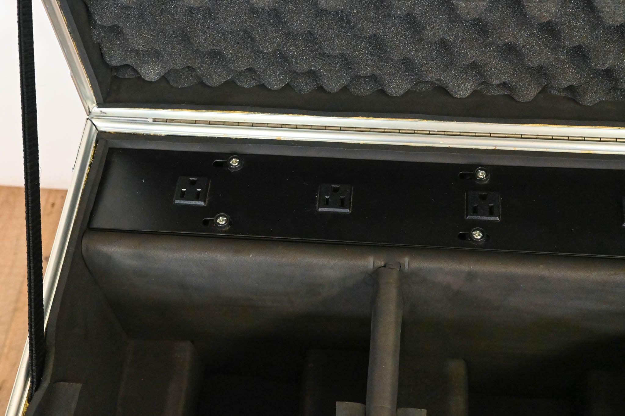 Chauvet Freedom Charge P Charging Case for Freedom Par Lighting Fixtures