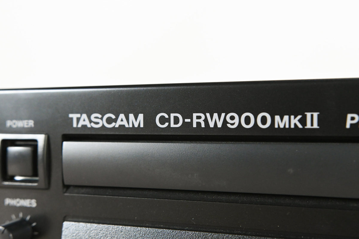 TASCAM CD-RW900 MKII Professional Rack-Mountable CD Recorder/Player