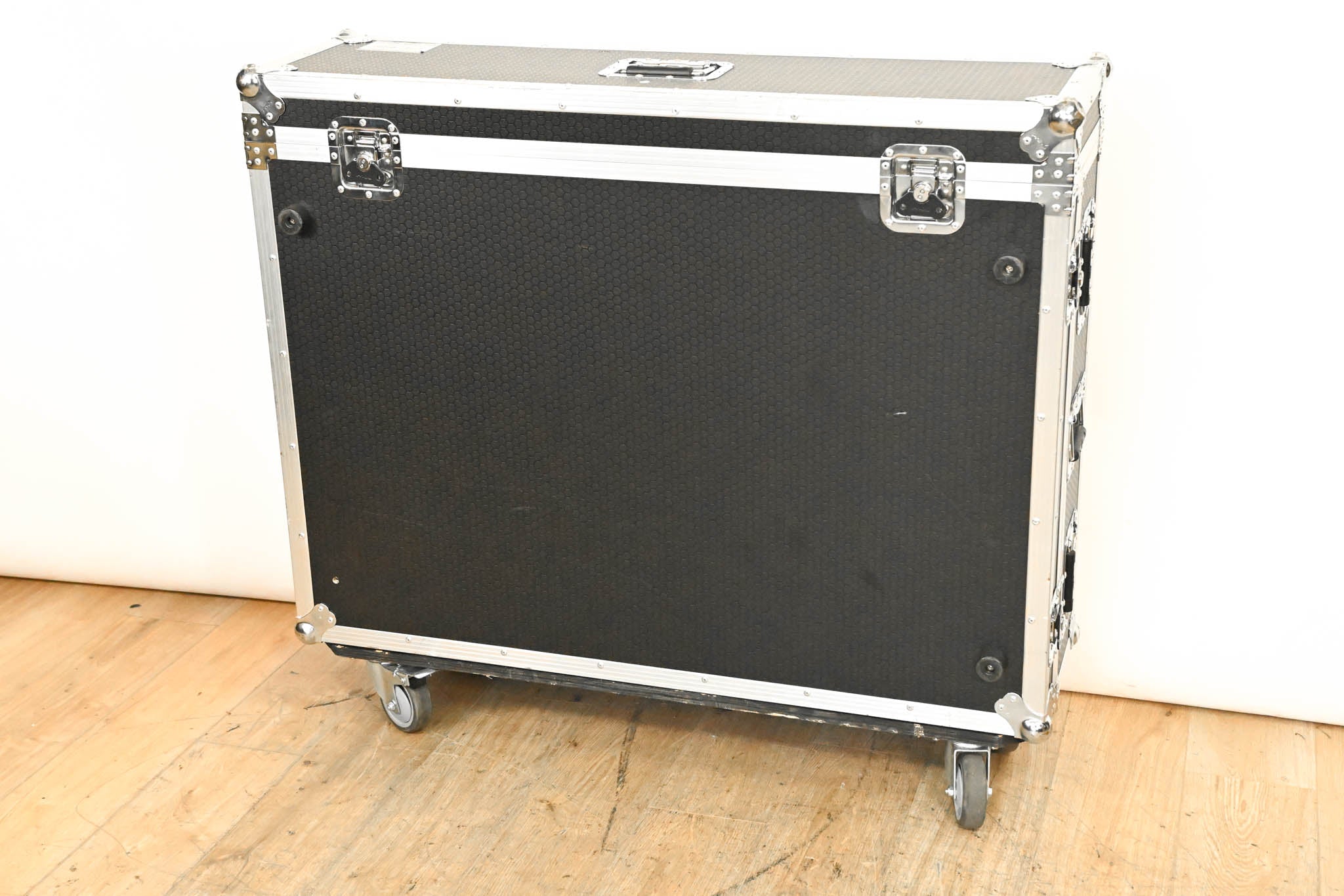 Allen & Heath GLD-112 Chrome Edition Digital Mixing Surface w/ Road Case