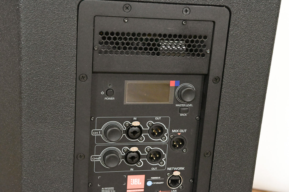 JBL SRX812P 12" 2-Way Powered Speaker