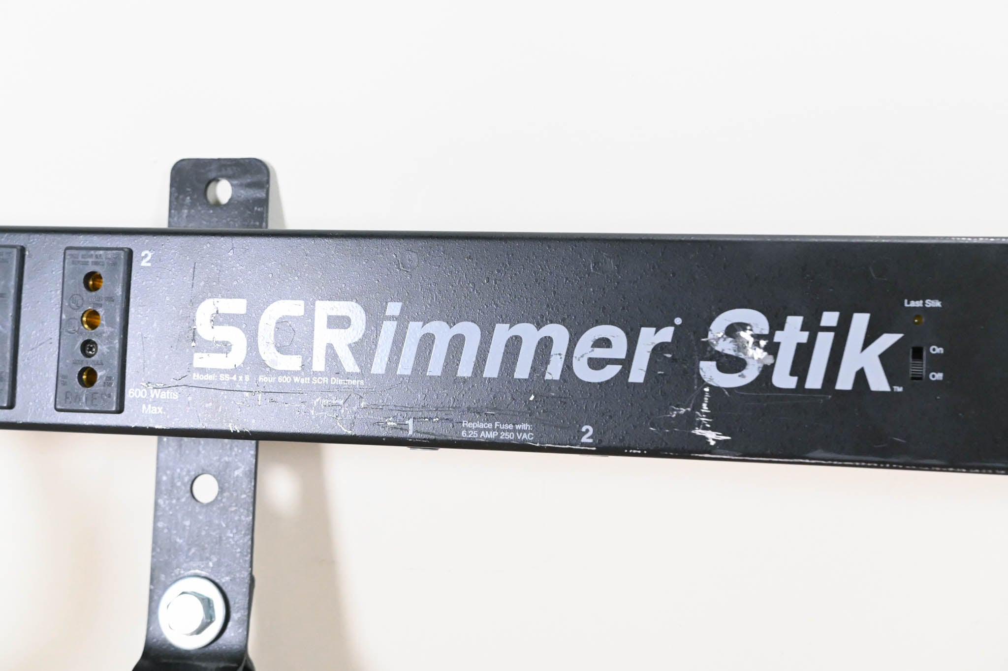 Electronics Diversified, Inc. SCRimmer Stik SS-4x6 4-Output Dimmer