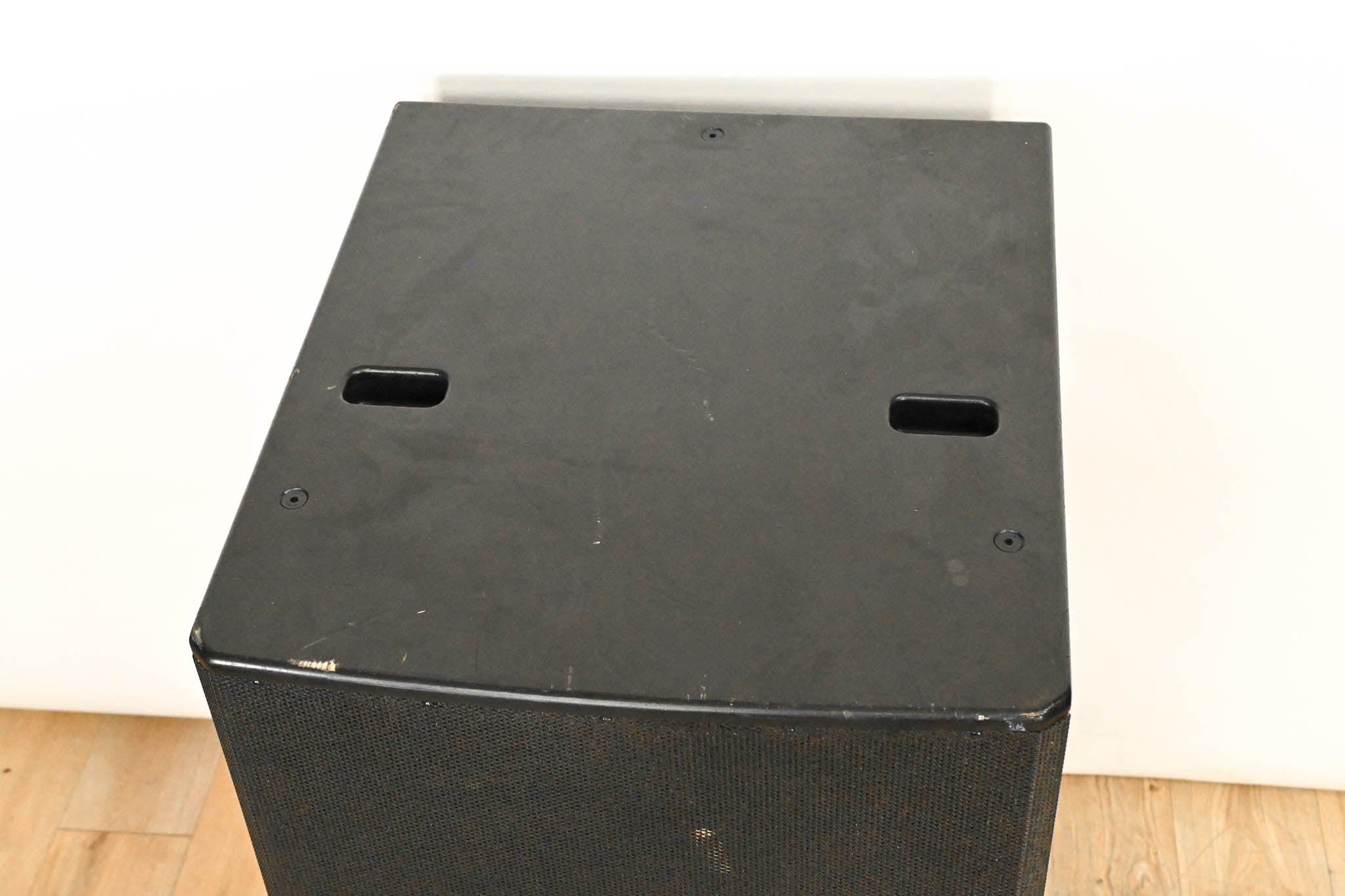 Yamaha IS1218 Dual 18" Passive High Power Subwoofer