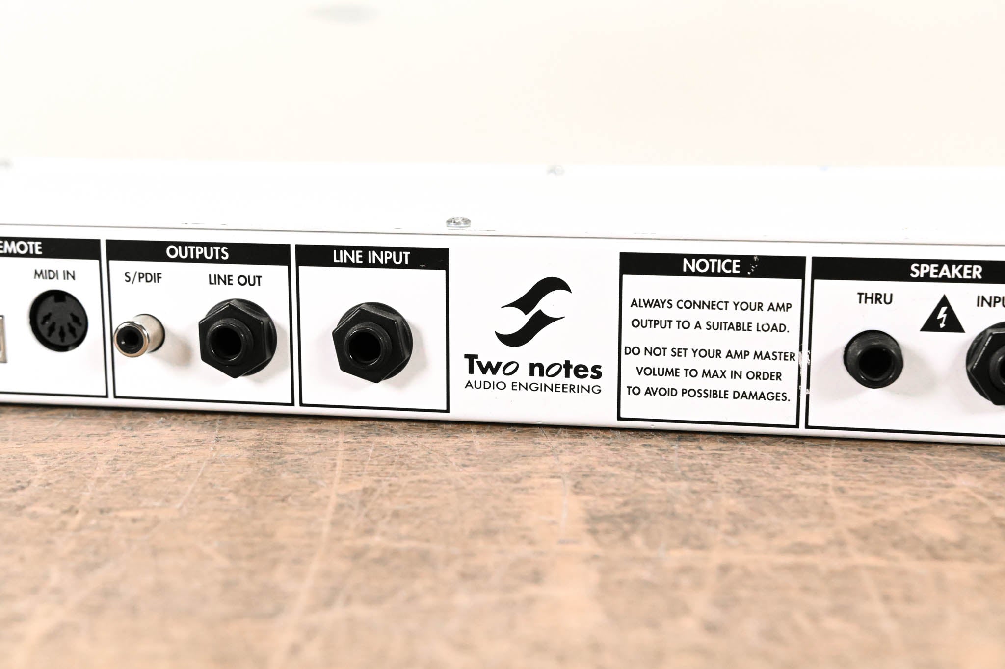 Two Notes Torpedo Live Digital Loadbox and Speaker Simulator