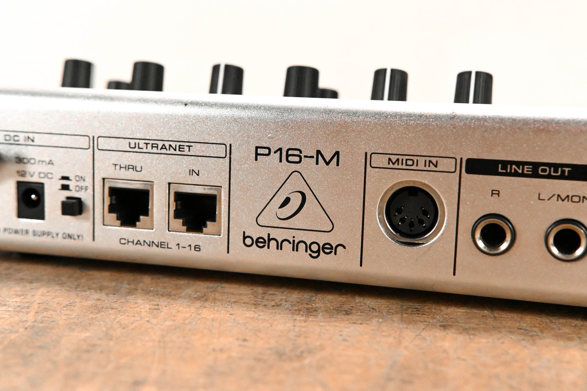 Behringer Powerplay P16-M 16-Channel Digital Personal Mixer