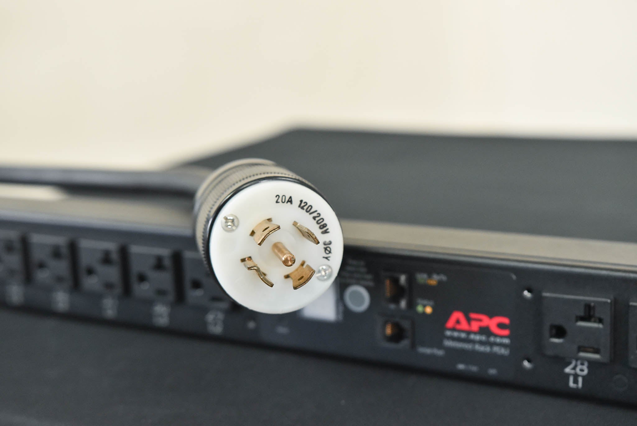 APC AP7862 Metered Rack PDU