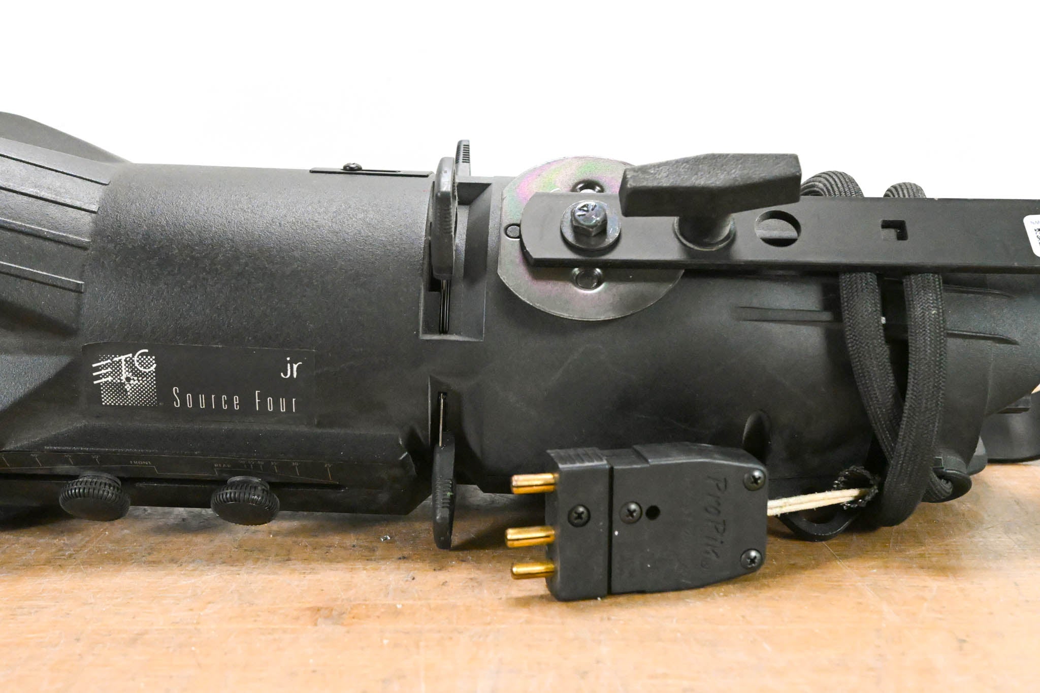 ETC Source Four Jr 25-50 Degree Zoom 575 Ellipsoidal Light