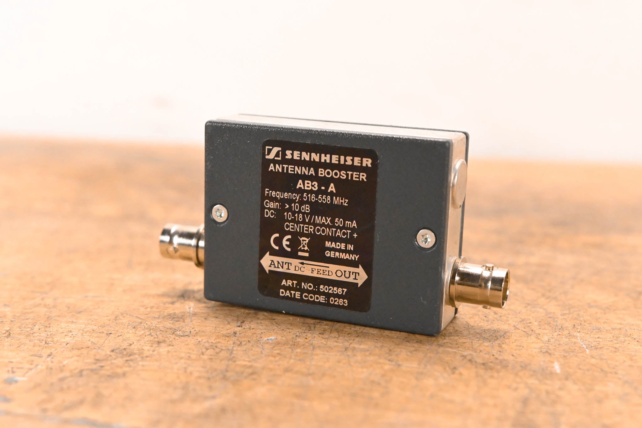 Sennheiser AB3-A Antenna Booster - A Range: 516-558 MHz