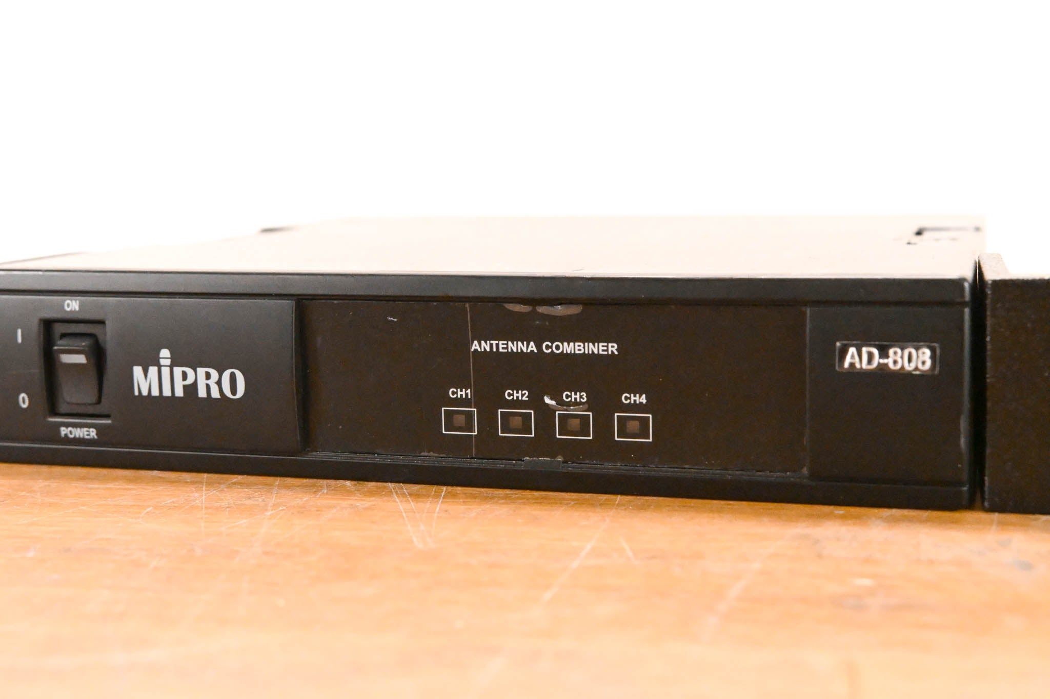 Mipro AD-808 UHF 4-Channel Antenna Combiner 470-960 MHz (NO PSU)