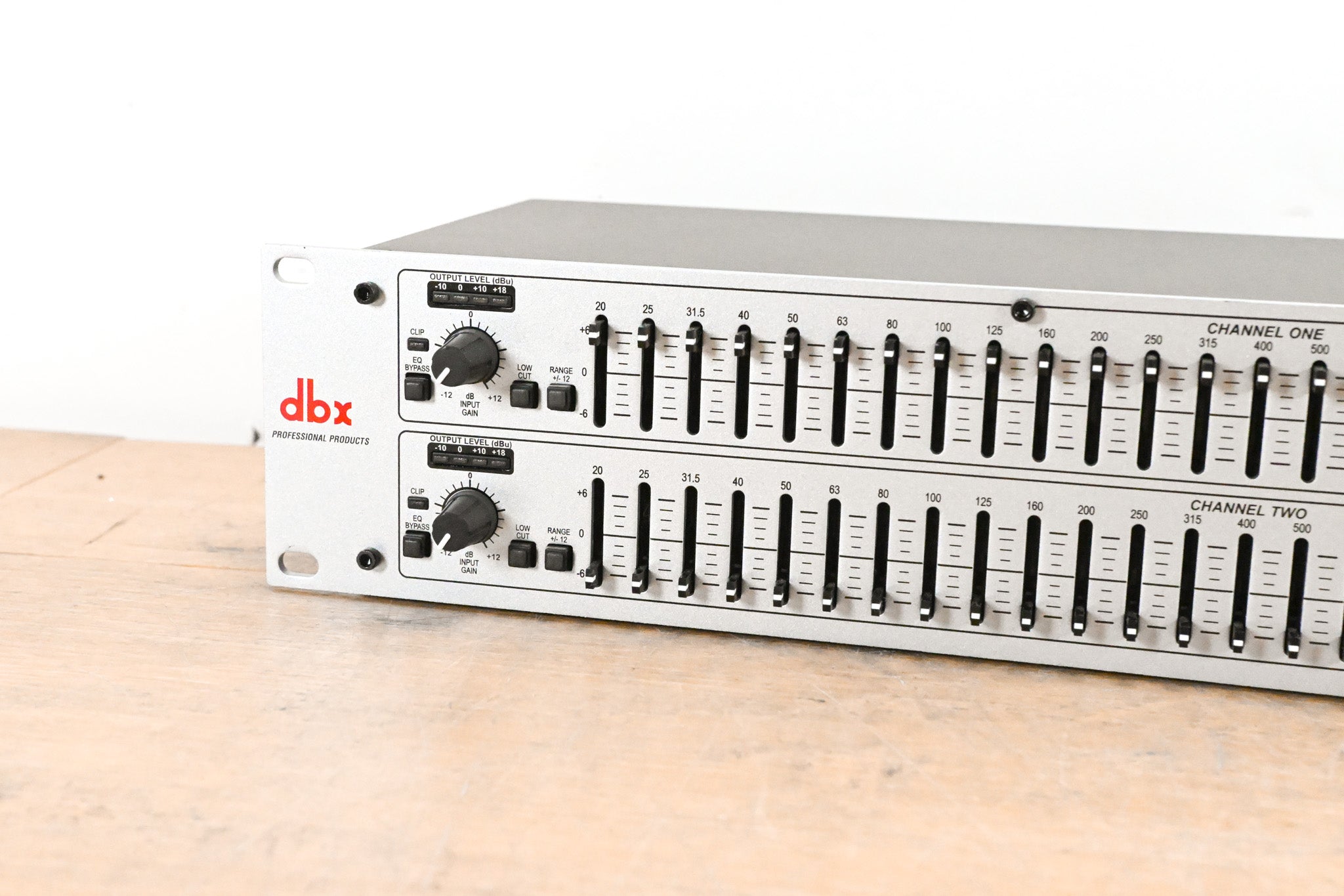 dbx 231s Two-Channel 31-Band Equalizer