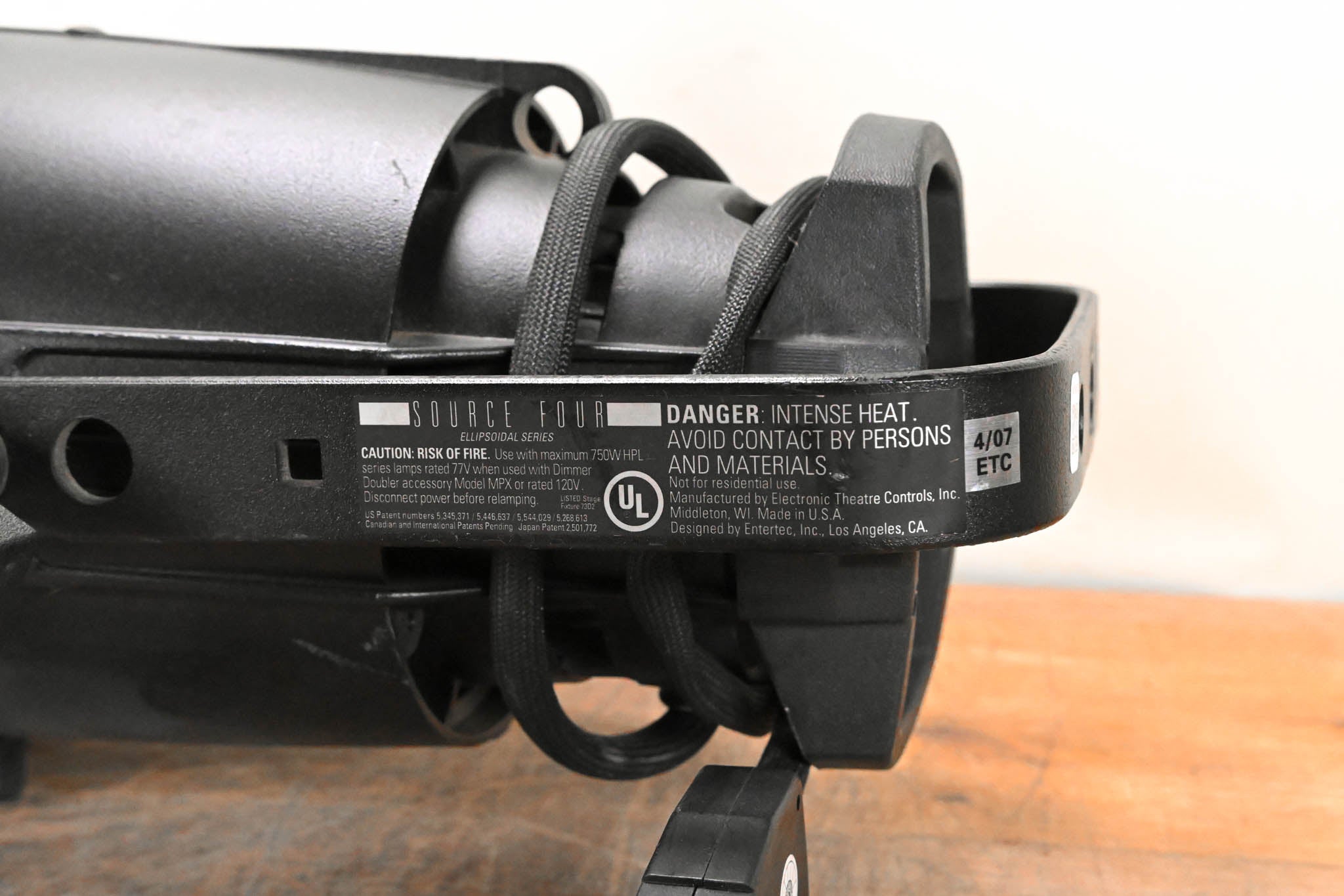 ETC Source Four Zoom 15-30 Degree 750 Ellipsoidal Light