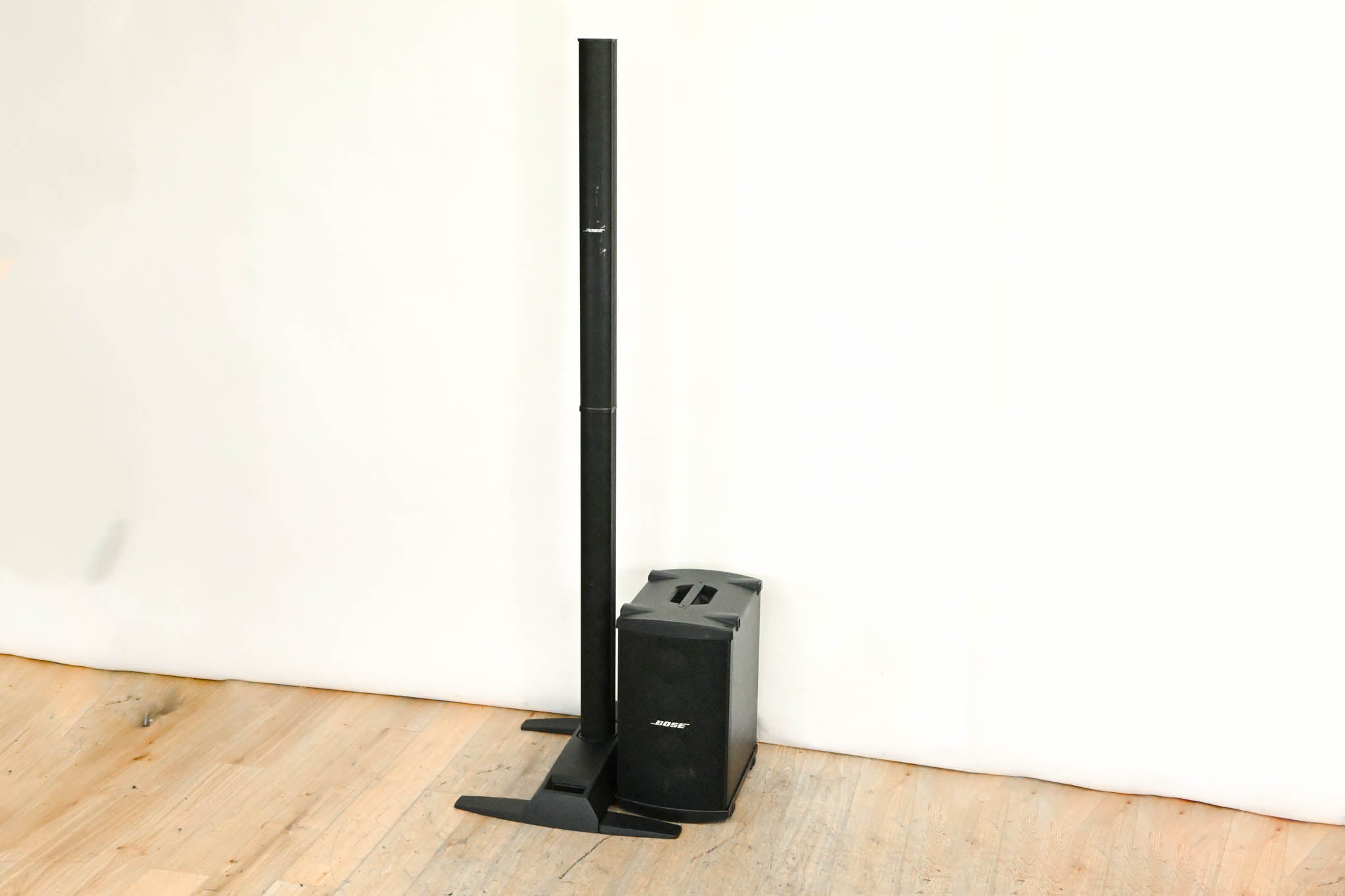 Bose L1 Model II with B2 Bass Module - Portable PA System