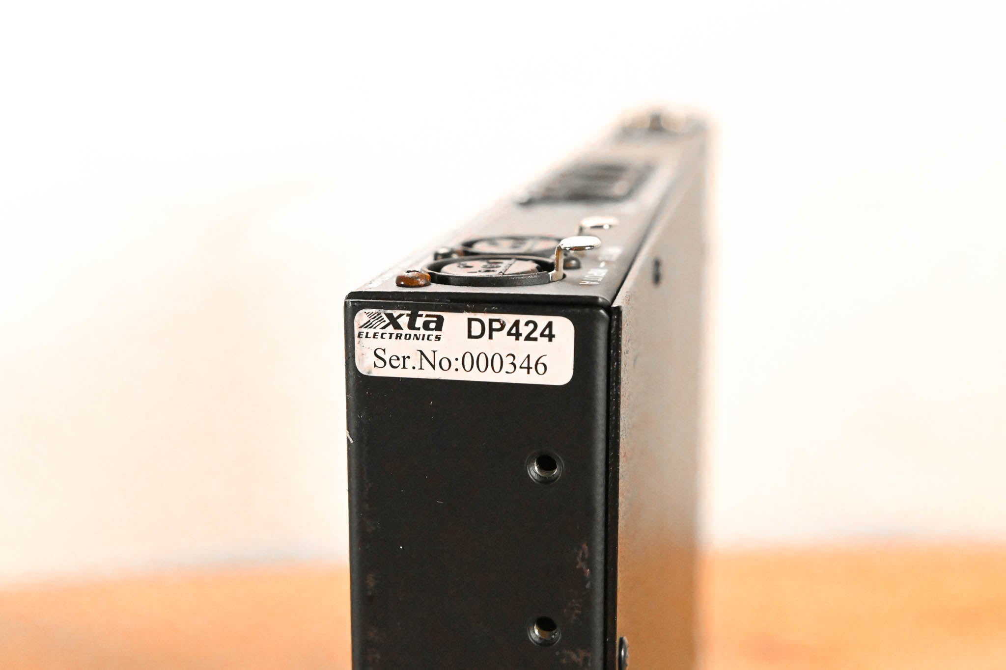 Xta Electronics DP424 2-in 4-out Signal Processor