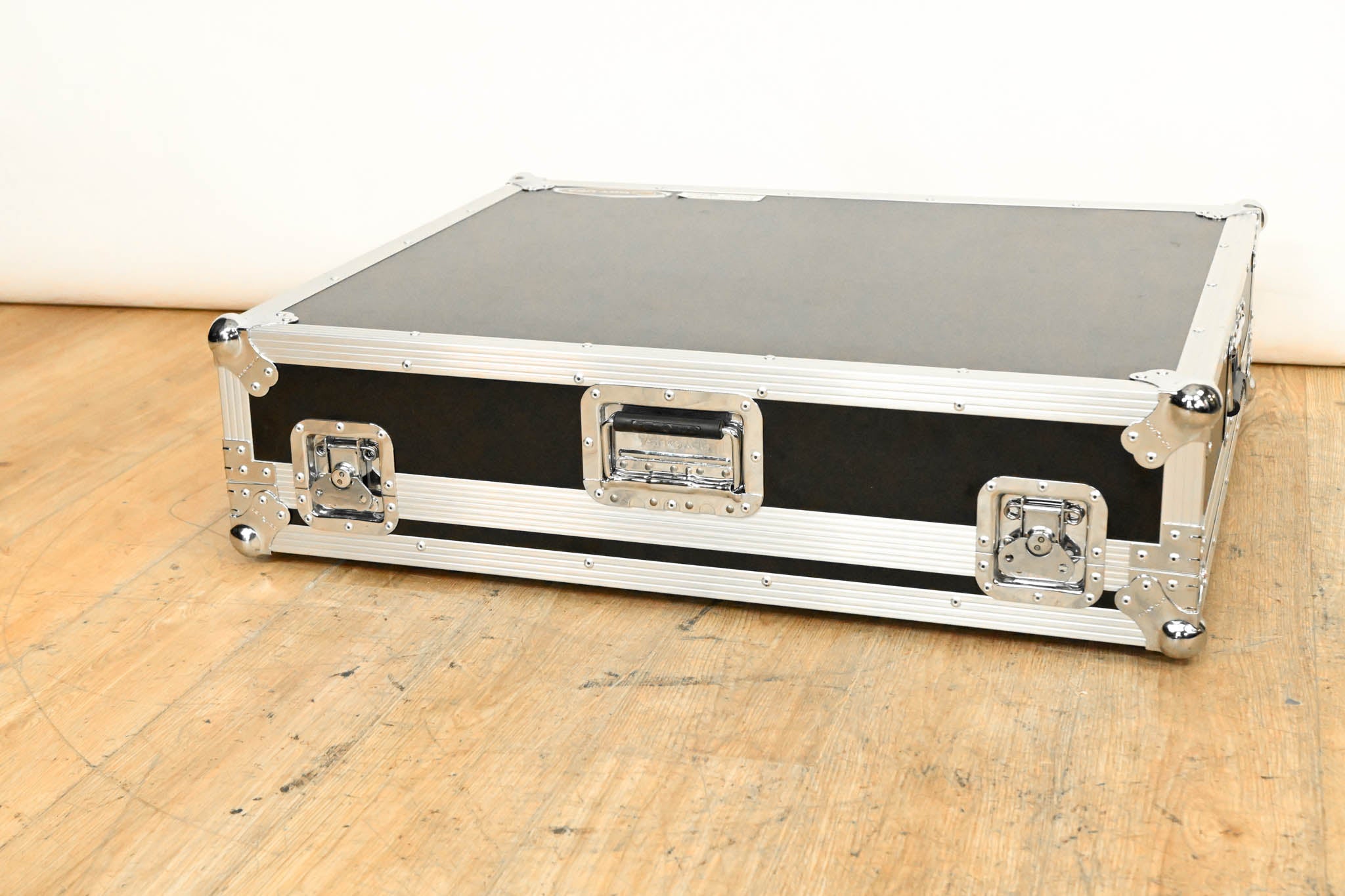 Odyssey FZMGP24XW Flight Case for Yamaha MGP 24X Mixer with Wheels