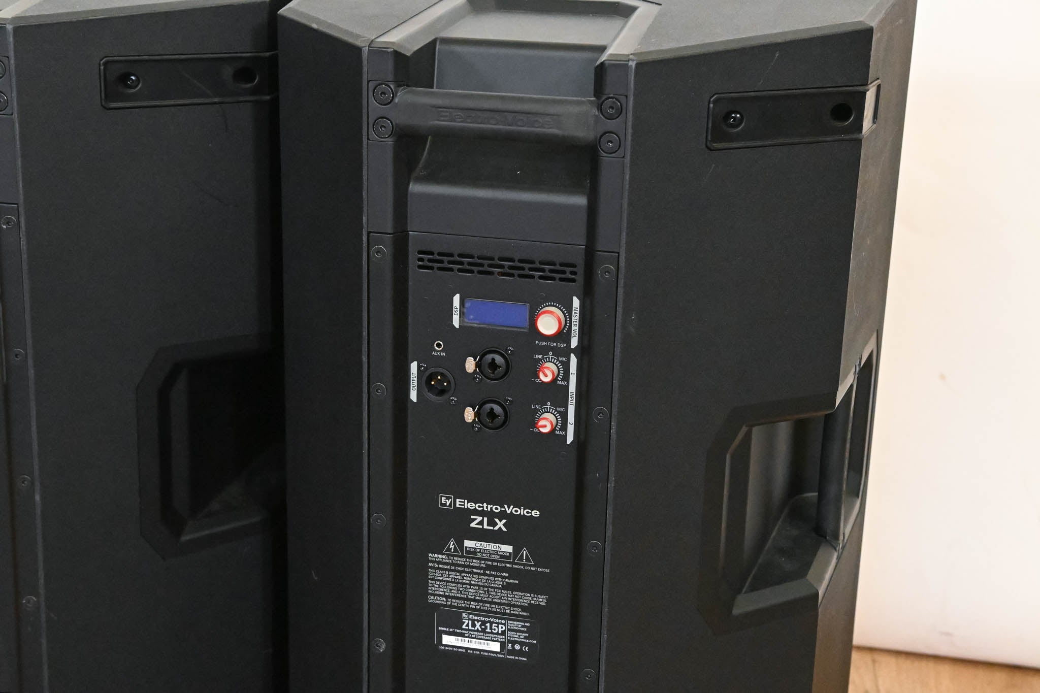 Electro-Voice (EV) ZLX-15P 15" 2-Way 1000W Powered Loudspeaker (PAIR)