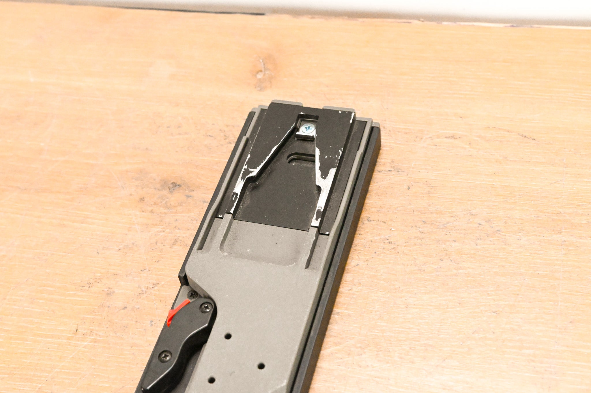 Sony VCT-U14-F Quick Release Tripod Adapter
