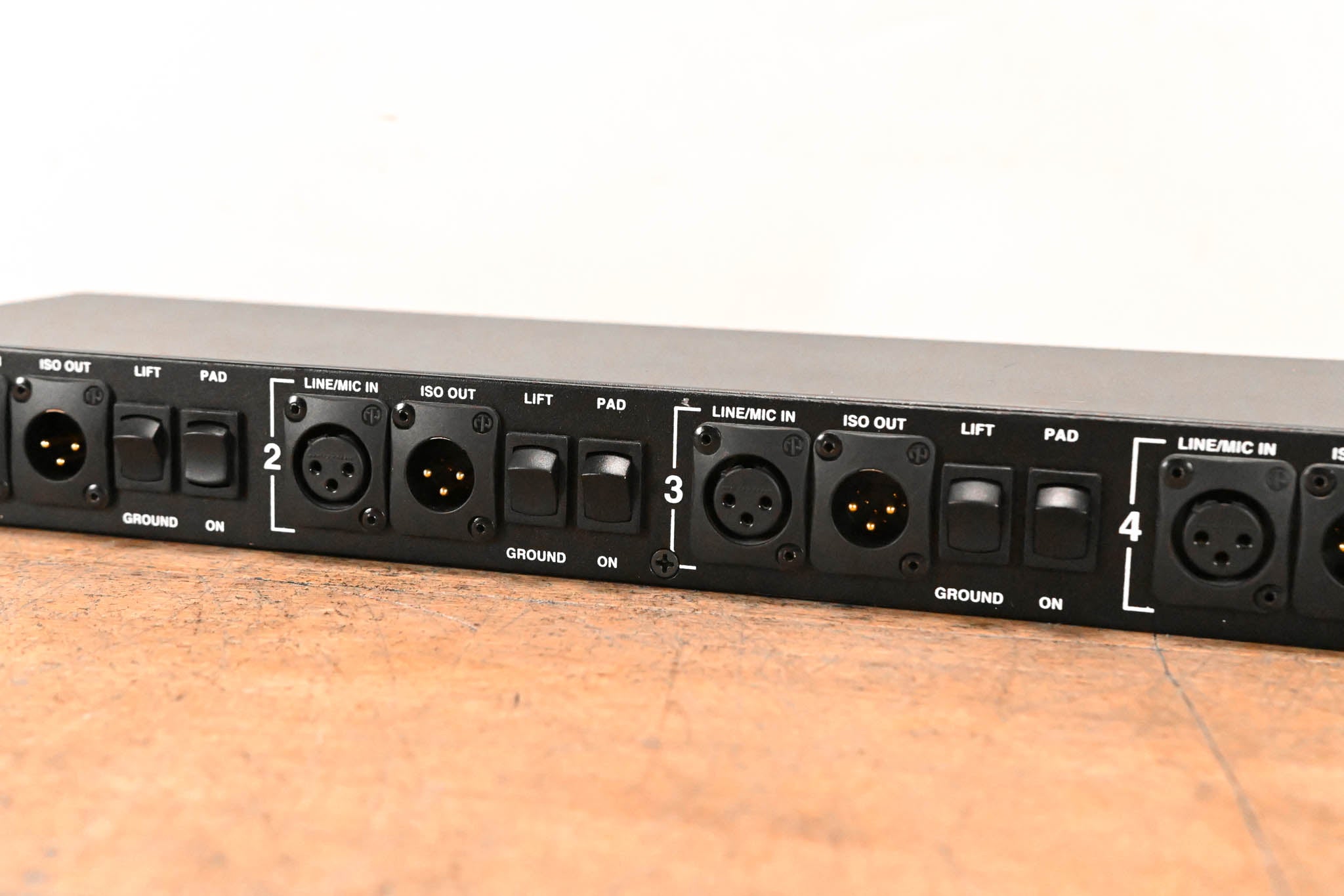 Horizon MS-4 4-Channel Rackmount Mic Splitter