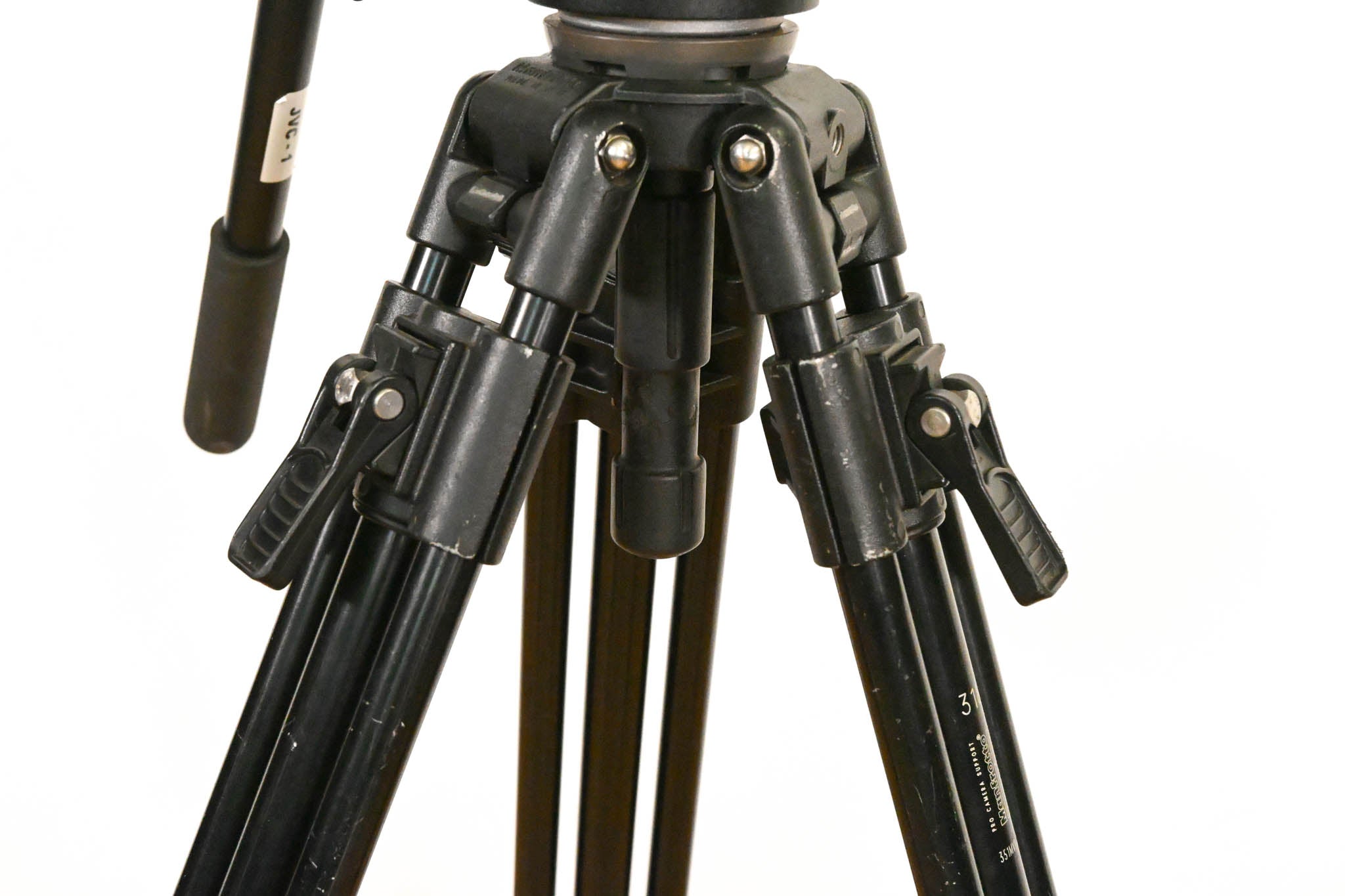 Manfrotto/Bogen 3182 Video Tripod with 503 Fluid Head