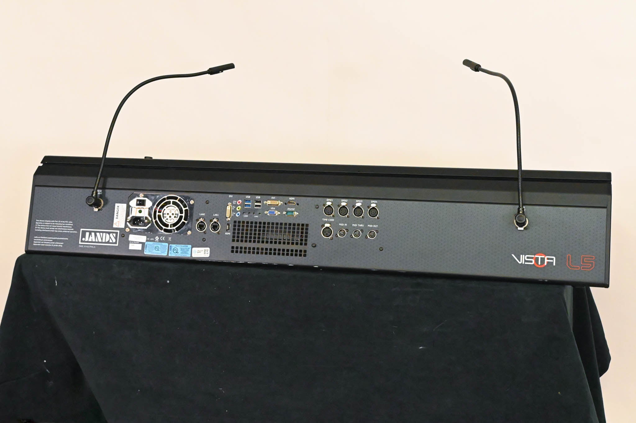 Jands Vista L5 Lighting Control Console