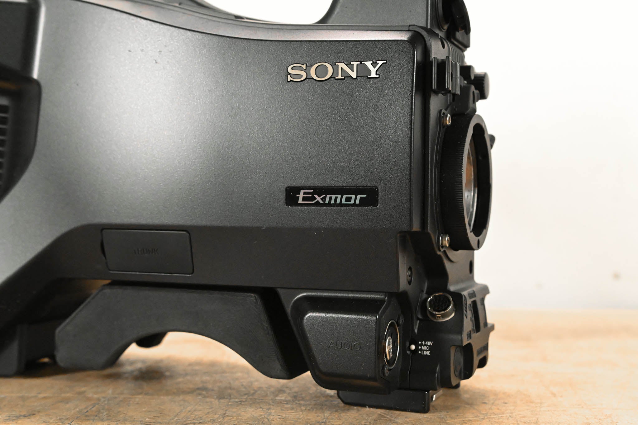 Sony HXC-D70 HD/SD Studio Camera