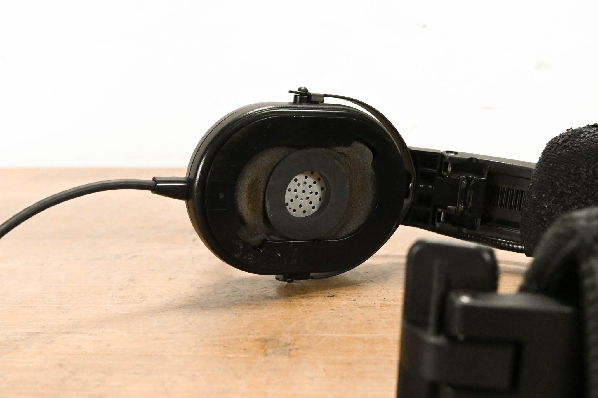 RTS HR-1 Single-Sided Headset with Flexible Dynamic Boom Mic