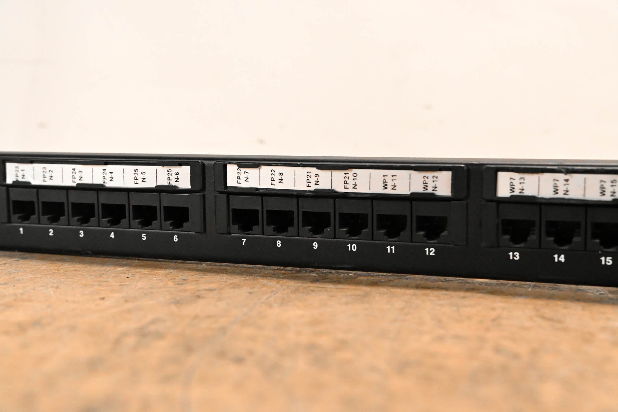 Leviton eXtreme 6+ 24-Port  Cat 6 Universal Patch Panel