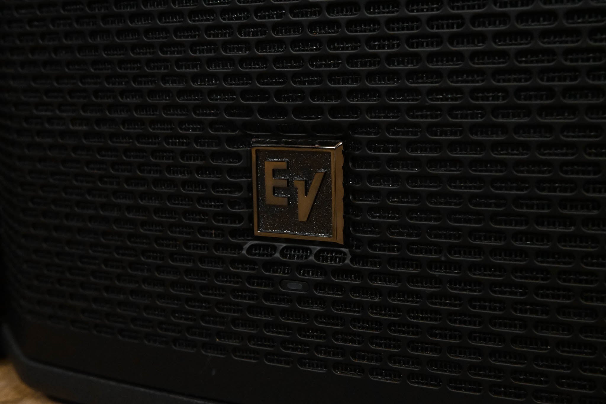 Electro-Voice (EV) EKX-12P 1500W 12" Powered Speaker (PAIR)