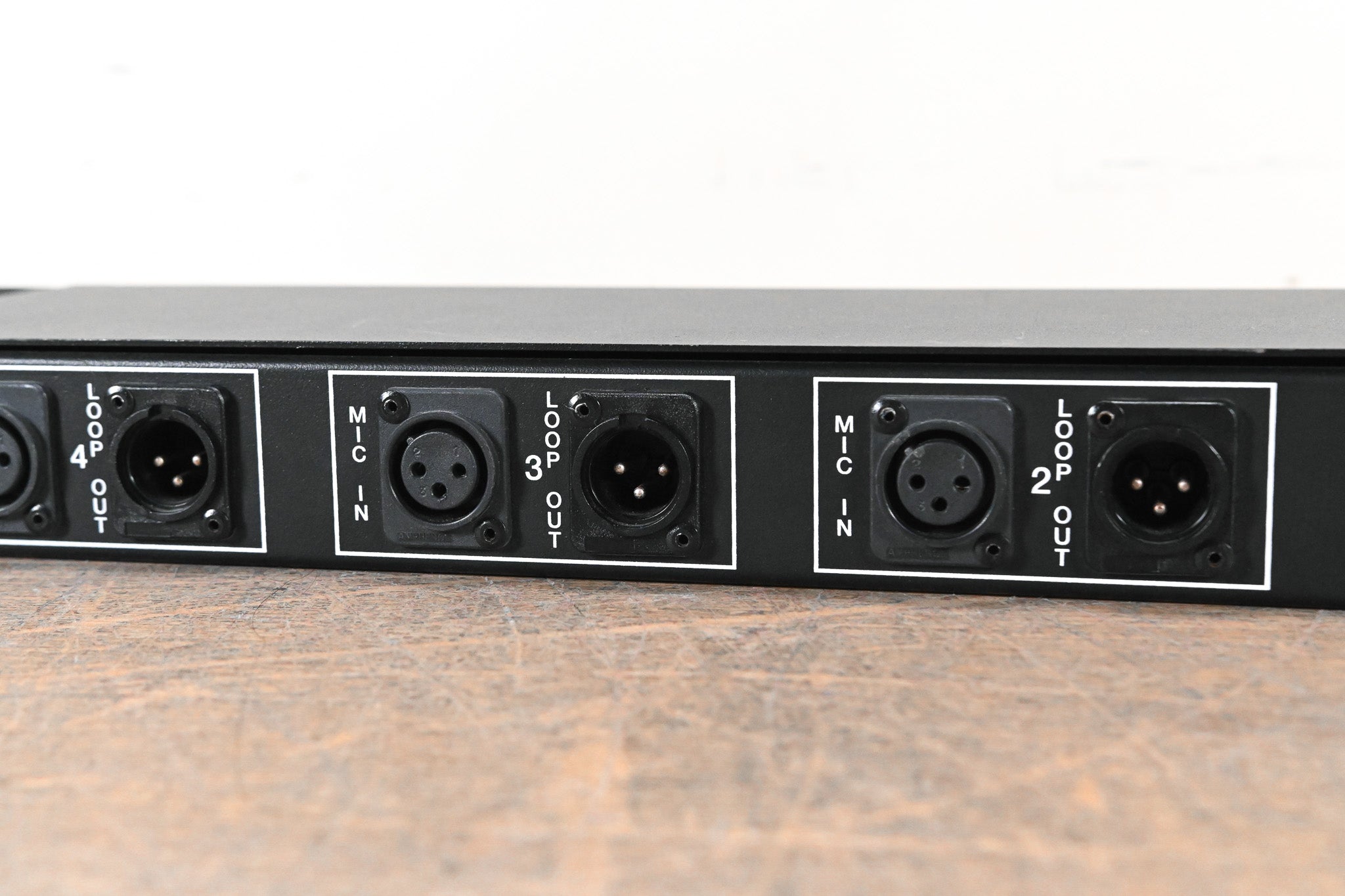 Horizon MS-4 4-Channel Rackmount Mic Splitter