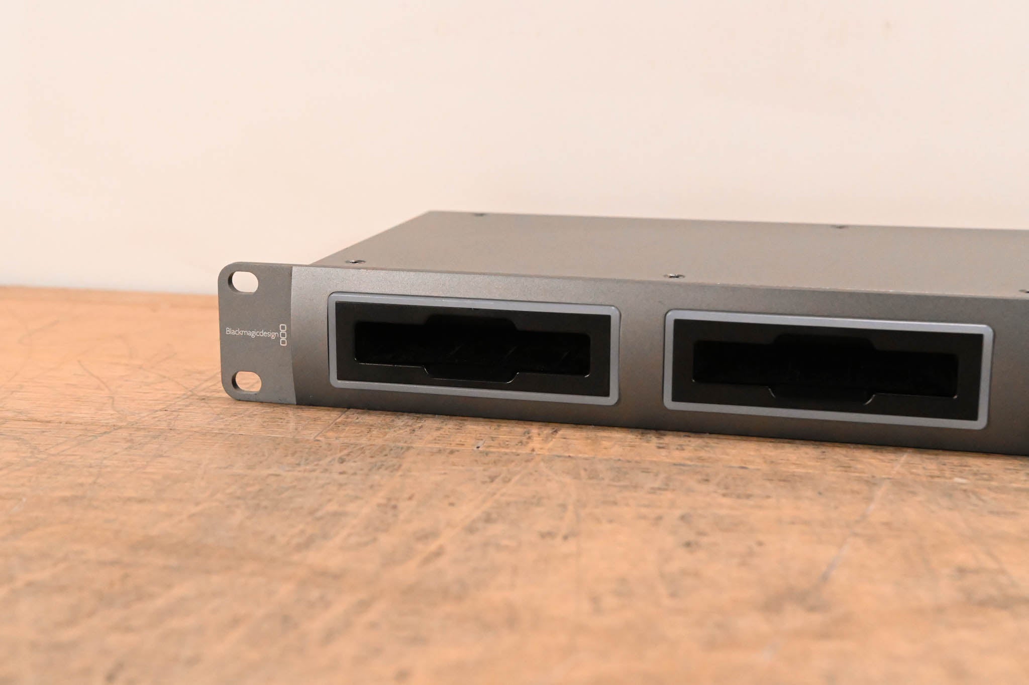 Blackmagic Design HyperDeck Studio 2