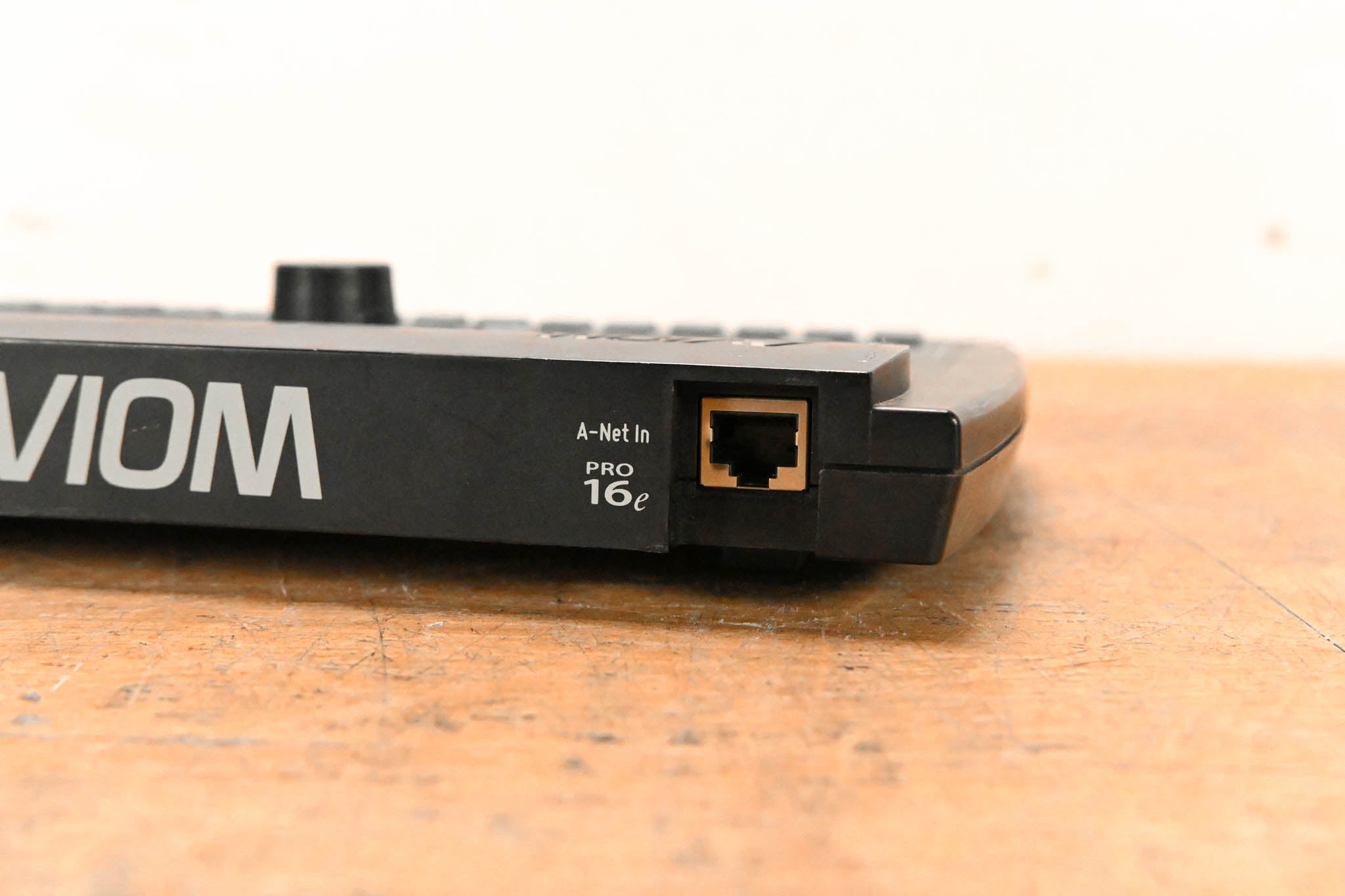 Aviom A320 16-Channel Personal Mixer