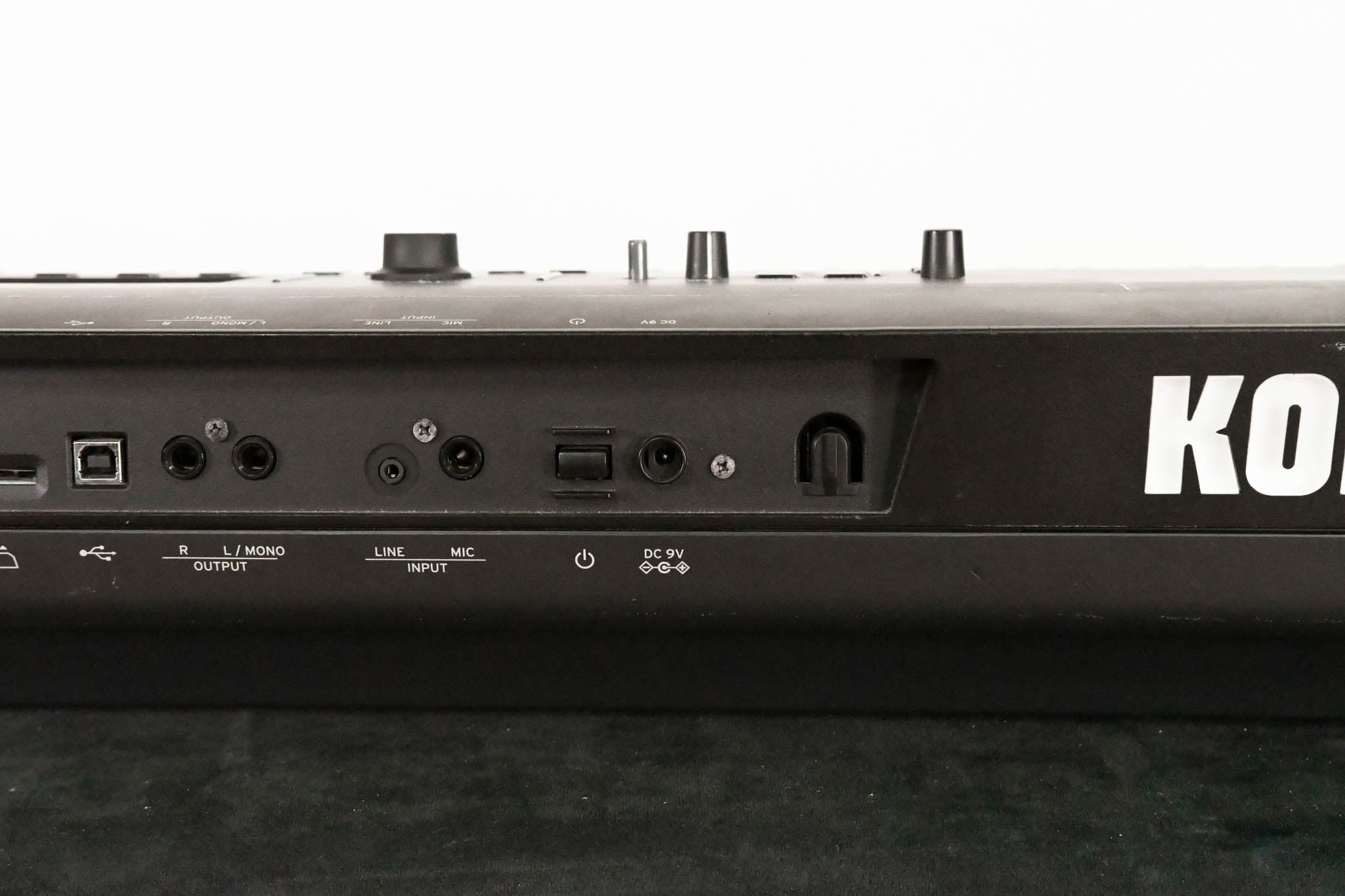 Korg Kross 2 88-Key Synthesizer Workstation