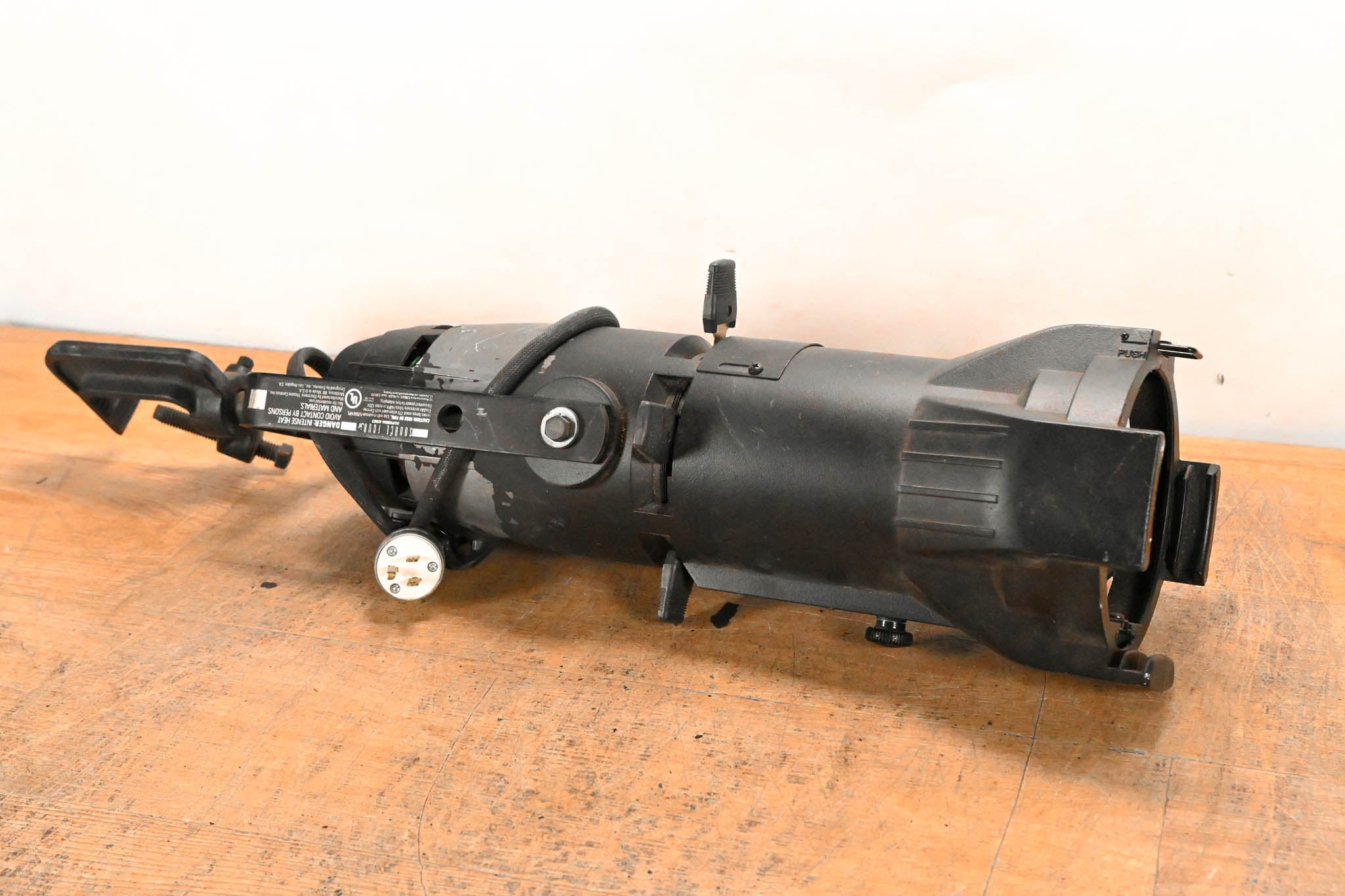 ETC Source Four Jr 50 Degree 575 Ellipsoidal Light