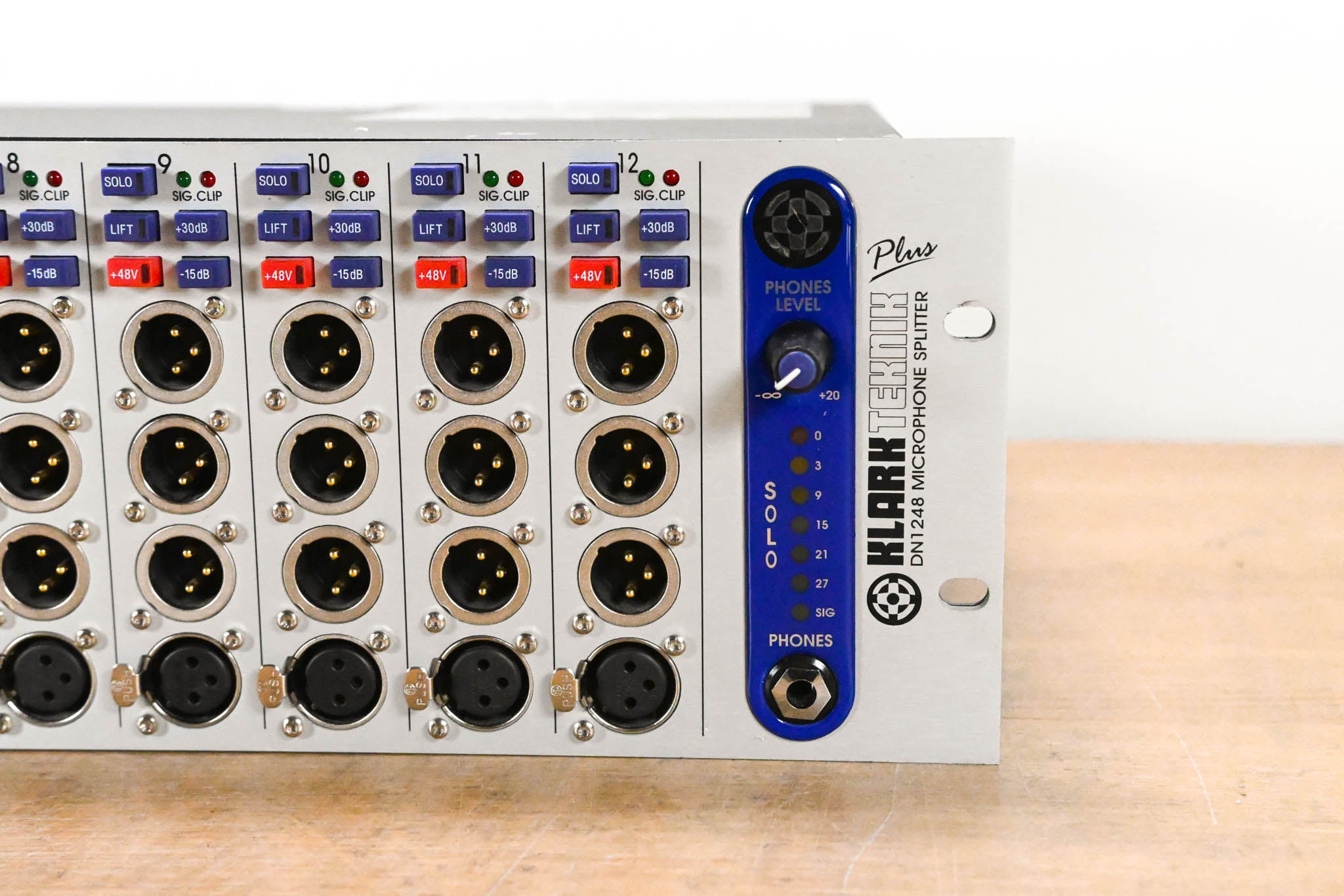 Klark Teknik DN1248+ Microphone Splitter