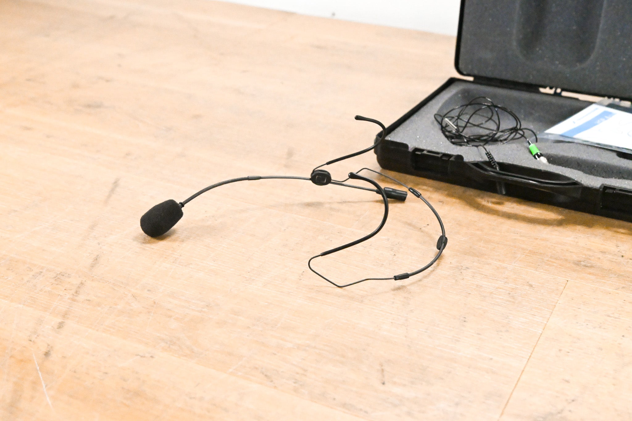 Sennheiser HSP-4 Over-Ear Microphone