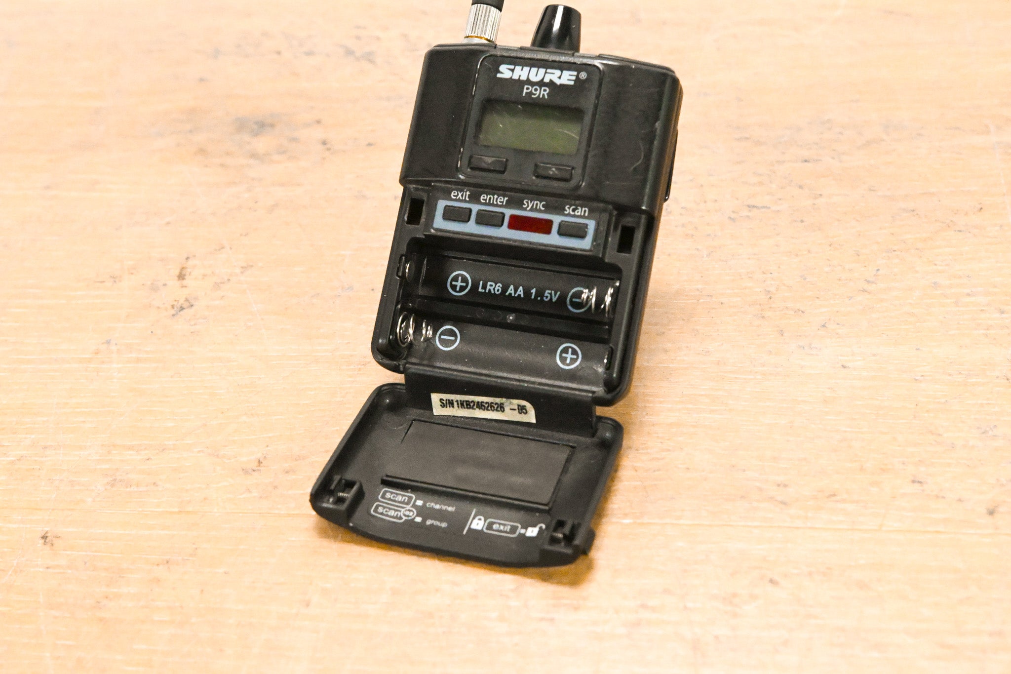 Shure PSM 900 Wireless IEM System L6 Band: 656-692 MHz (NO POWER SUPPLY)