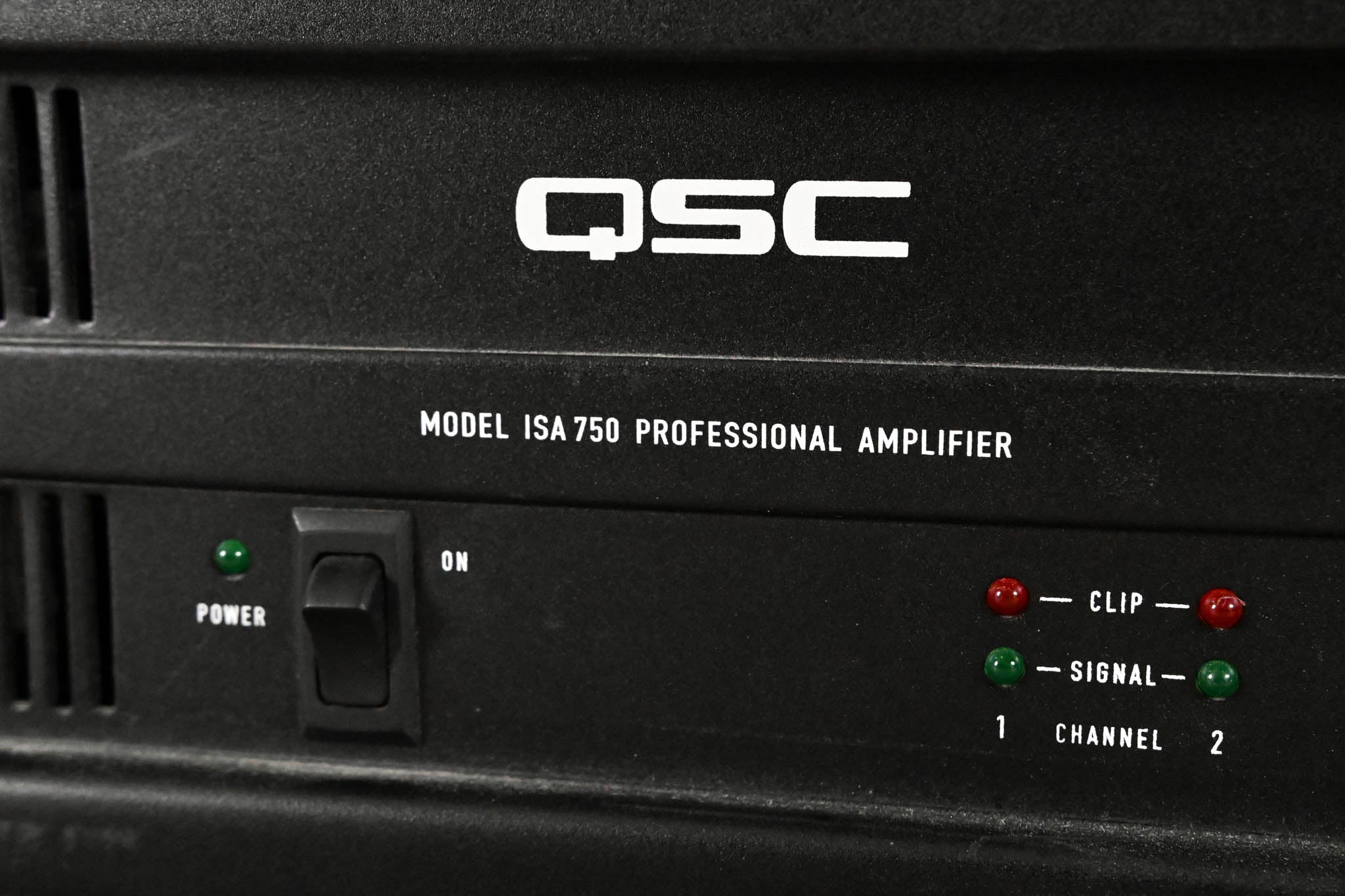 QSC ISA750 2-Channel Power Amplifier