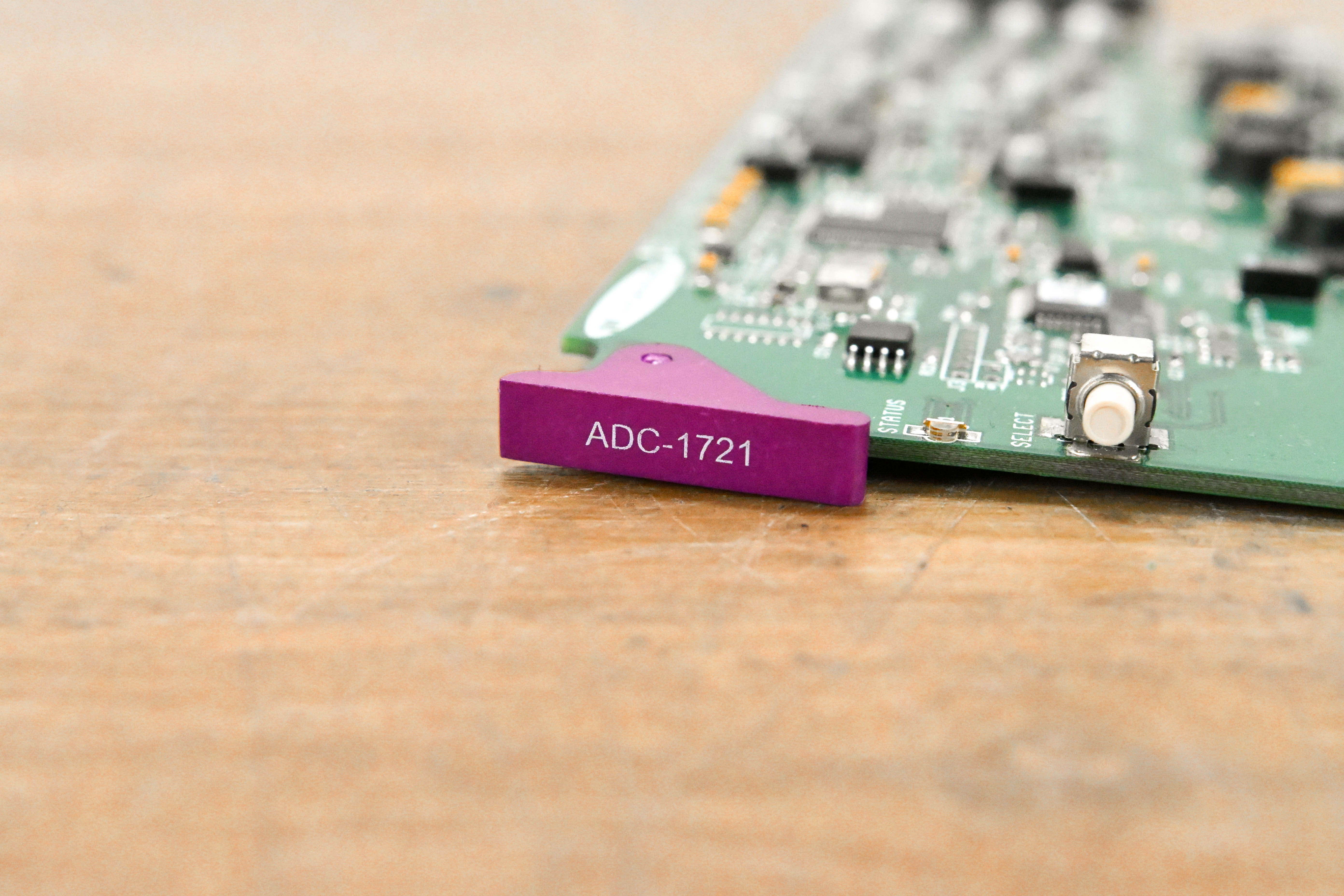 Miranda ADC-1721 Dual Analog Audio to AES Converter
