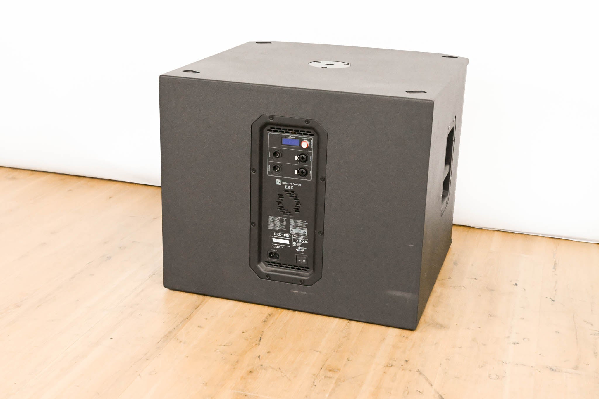 Electro-Voice (EV) EKX-18SP 1300W 18" Powered Subwoofer
