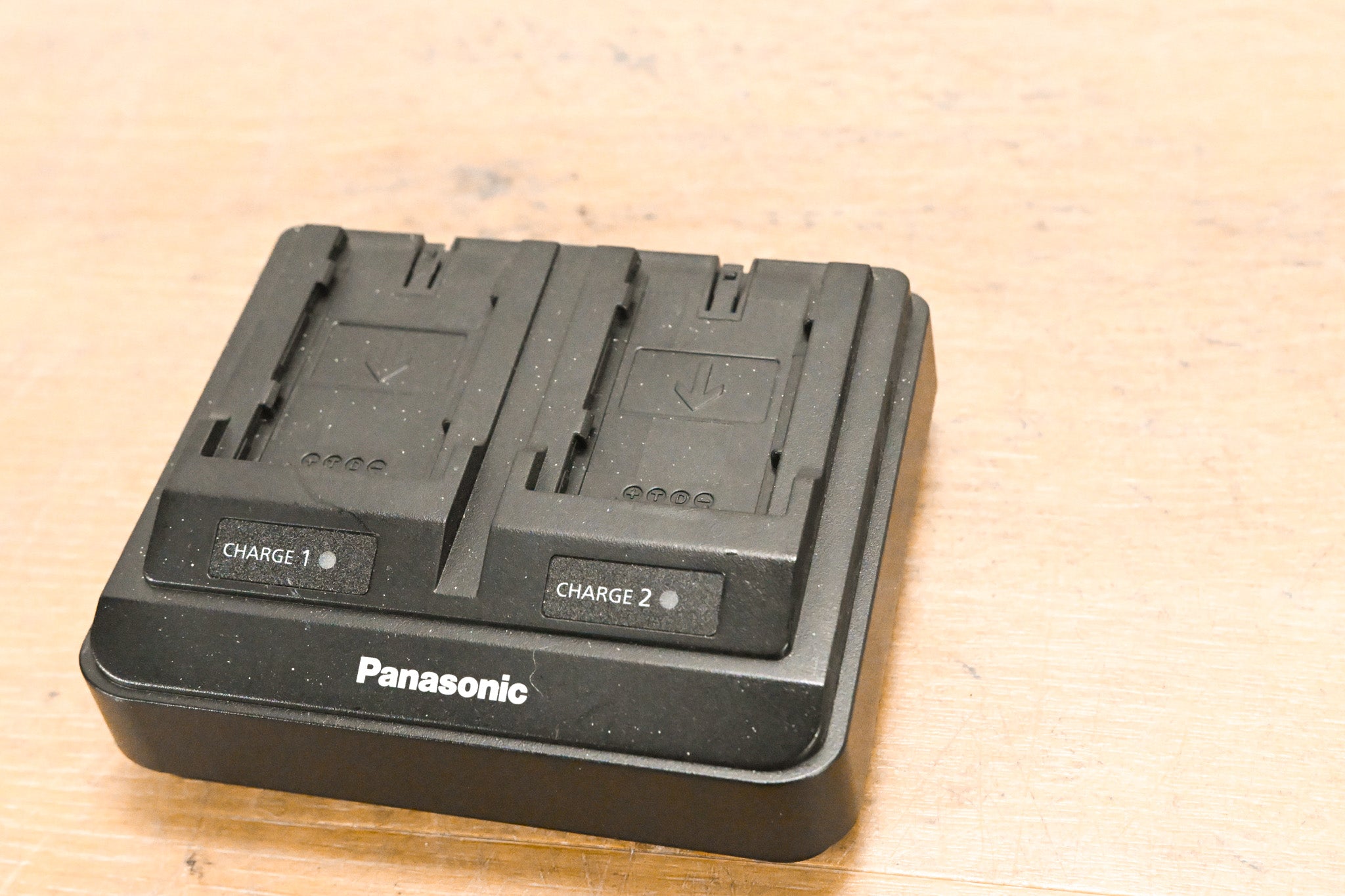 Panasonic AG-BRD50 Dual Battery Charger (NO POWER SUPPLY)