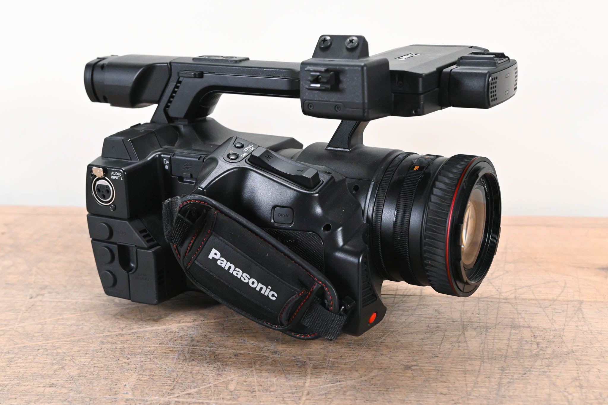 Panasonic AJ-PX270 microP2 AVC-ULTRA Handheld HD Camcorder