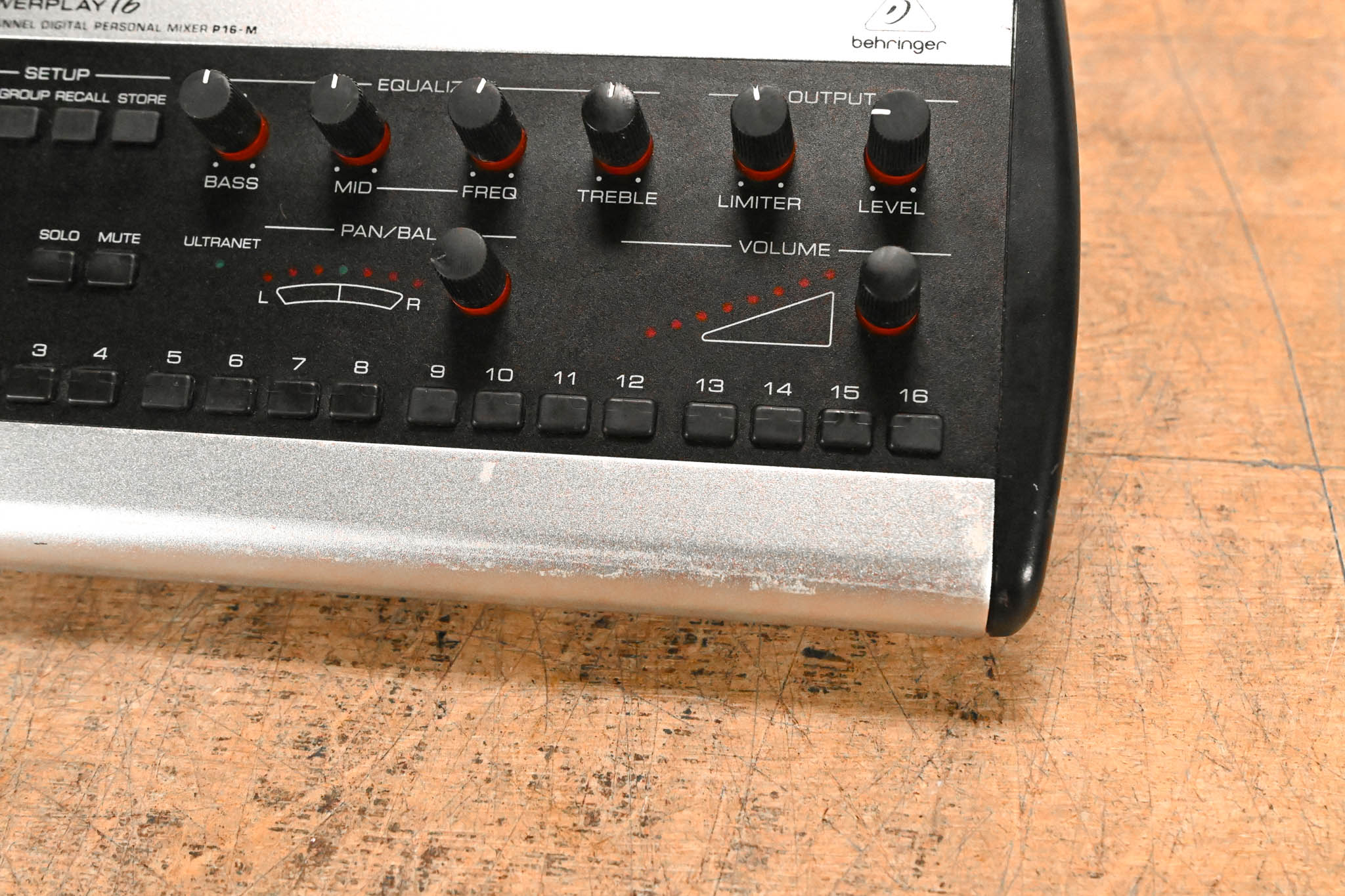 Behringer Powerplay P16-M 16-Channel Digital Personal Mixer