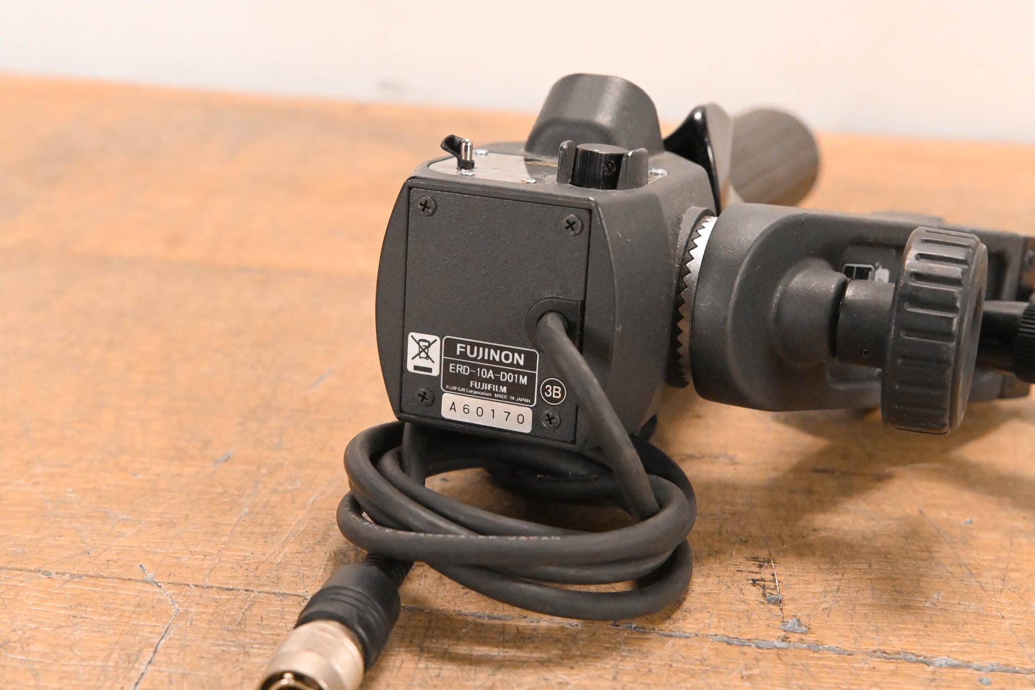 Fujinon ERD-10A-D01M Digital Zoom Demand Controller w/ MCA-06BC Clamp