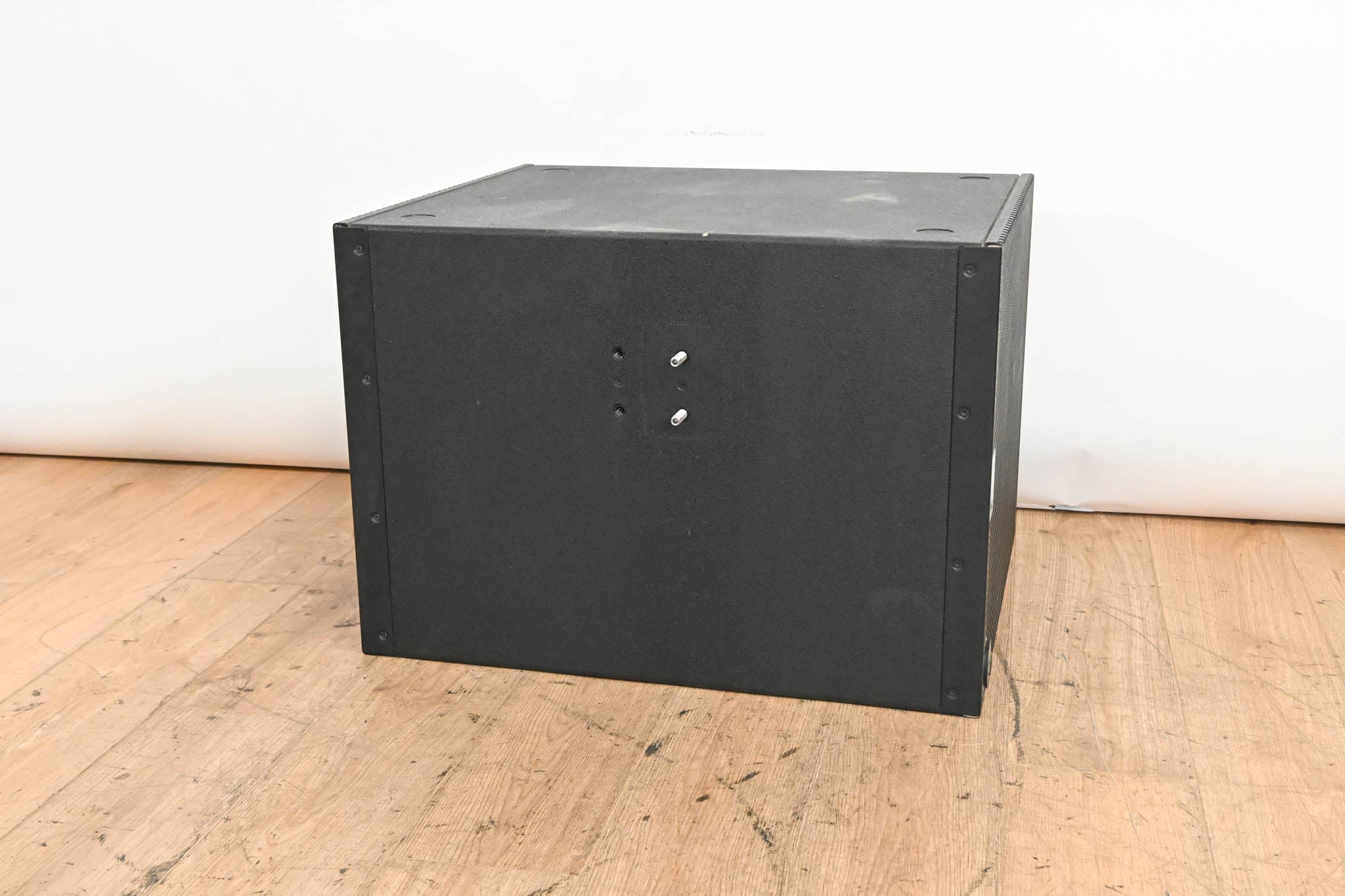 d&b audiotechnik QiCSA-SUB Passive 18" Cardioid Subwoofer Array Module