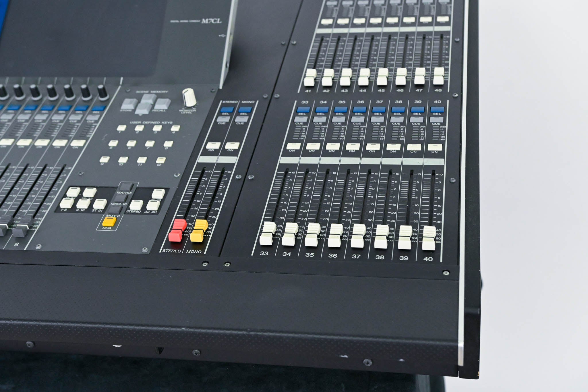 Yamaha M7CL-48ES 48-Channel EtherSound Digital Audio Mixer