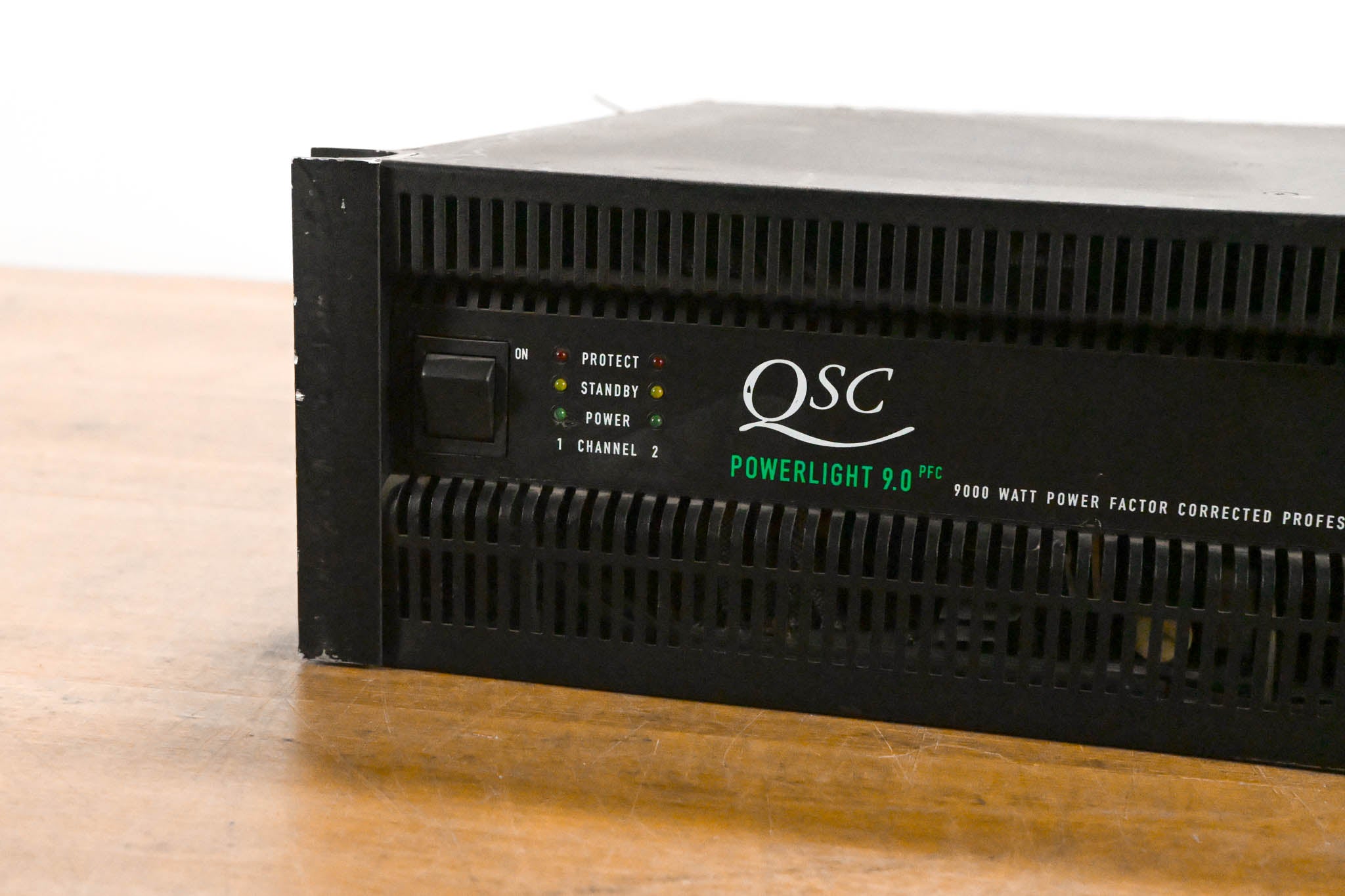 QSC PowerLight 9.0 PFC Power Factor Corrected 2-Channel Power Amplifier
