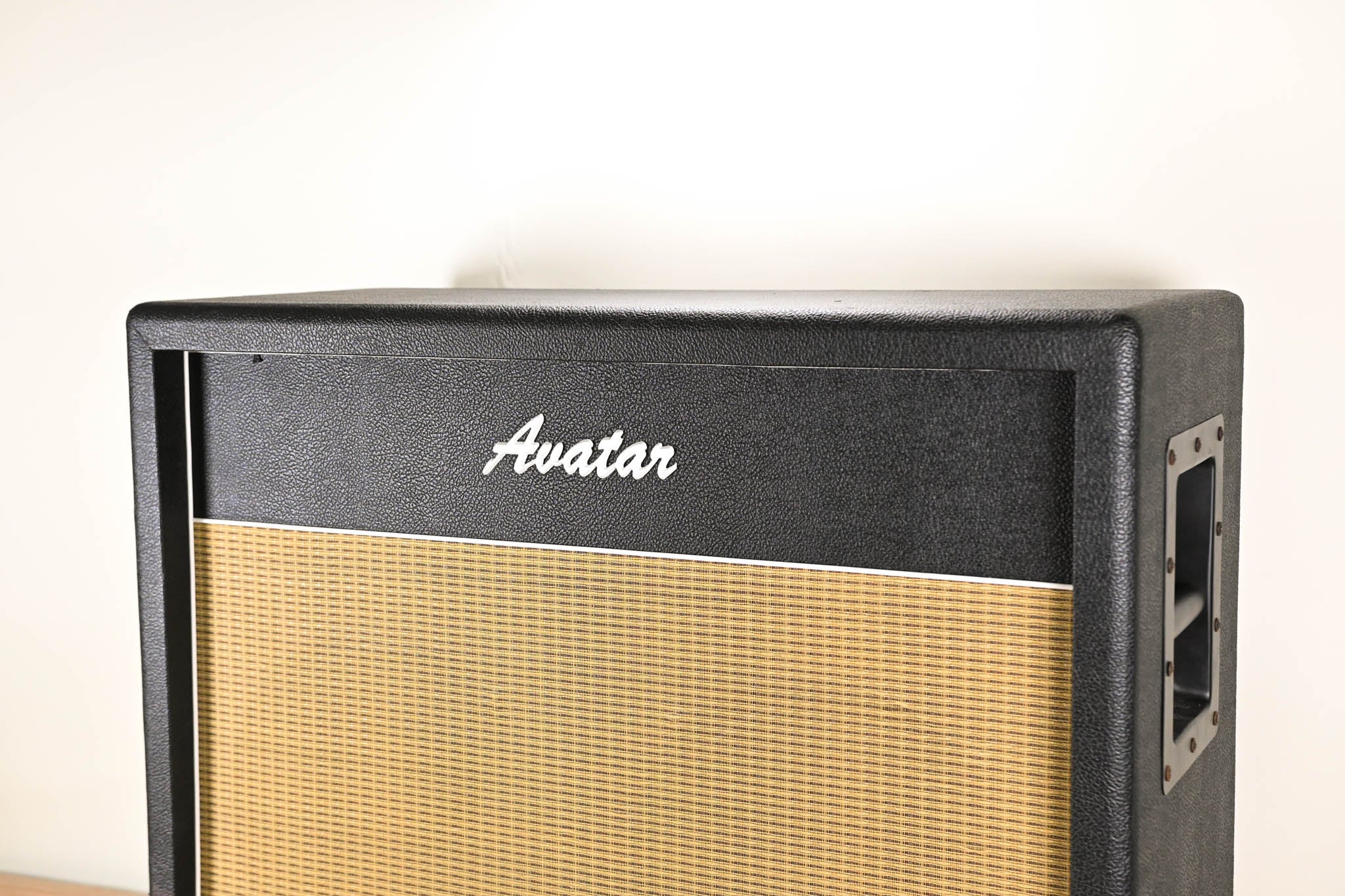 Avatar Speakers 2x12 16 ohm Cabinet